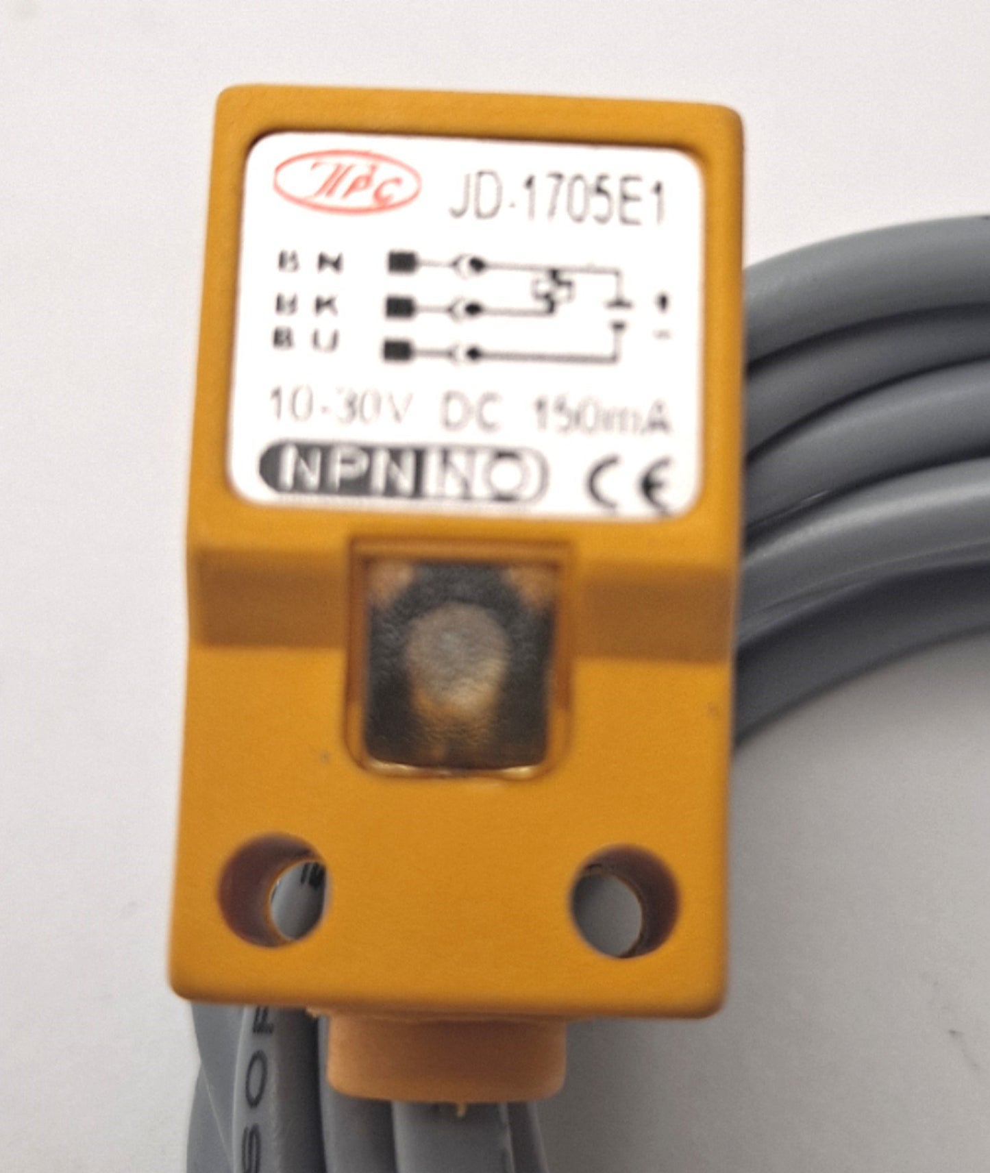 New – Open box TPC D-1705E1 Prosensor Proximity Switch 10-30VDC 150mA NPN N.O