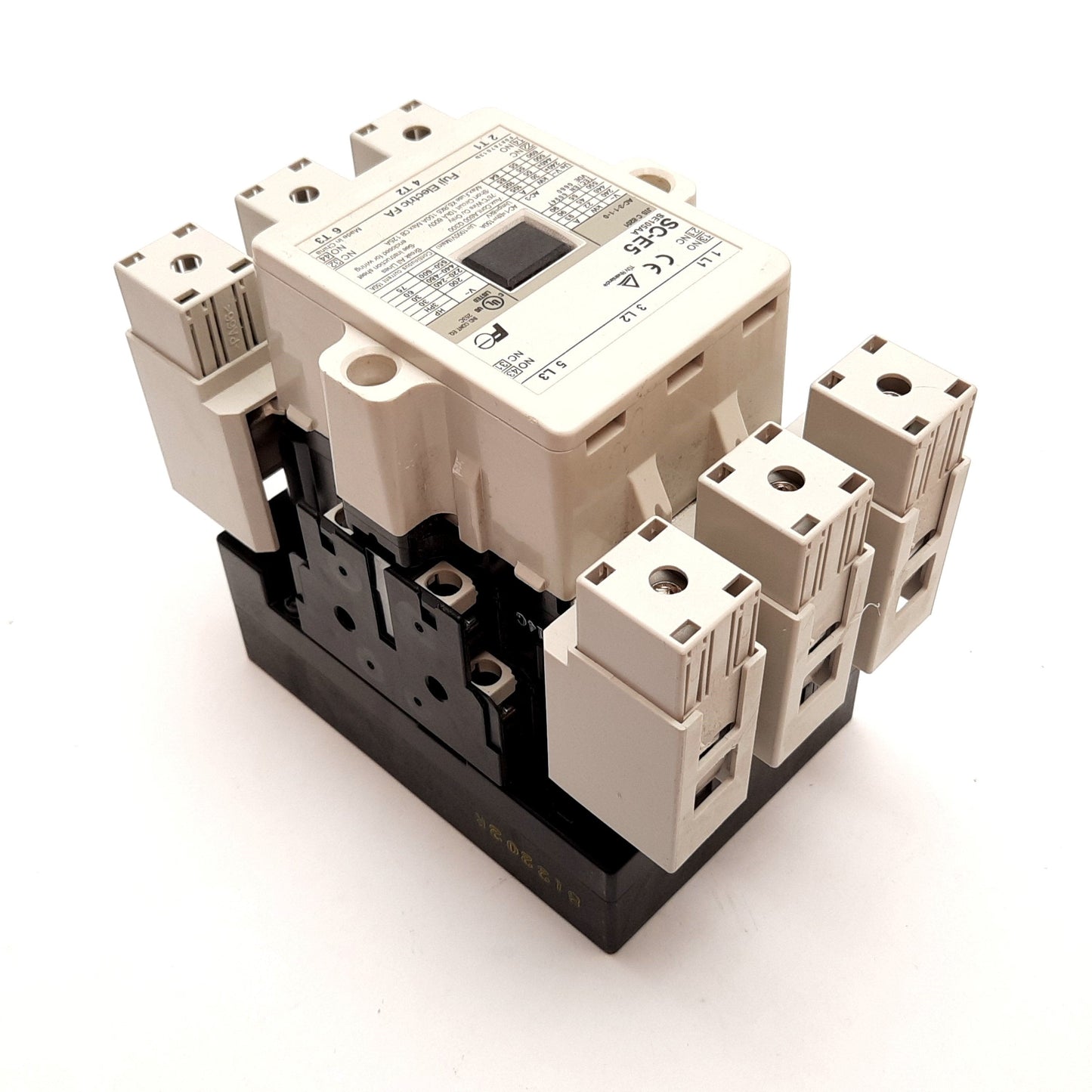 Used Fuji Electric SC-E5 Contactor, 3-Pole, Coil: 24VAC/DC, With 2x N/O & 2x N/C Aux