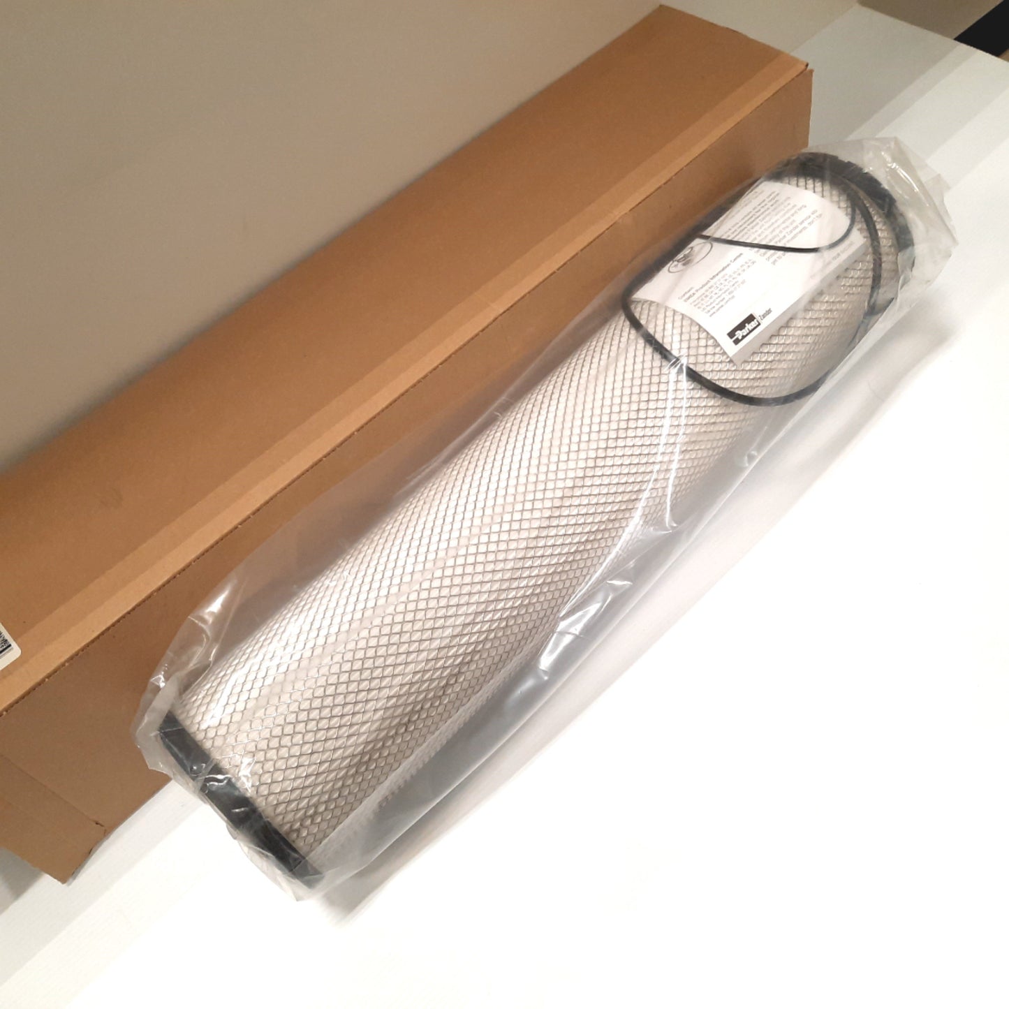 New – Open box Parker 5060XP Compressed Air Filter Element, Sub-Micro Coalescing Filter, 1µm