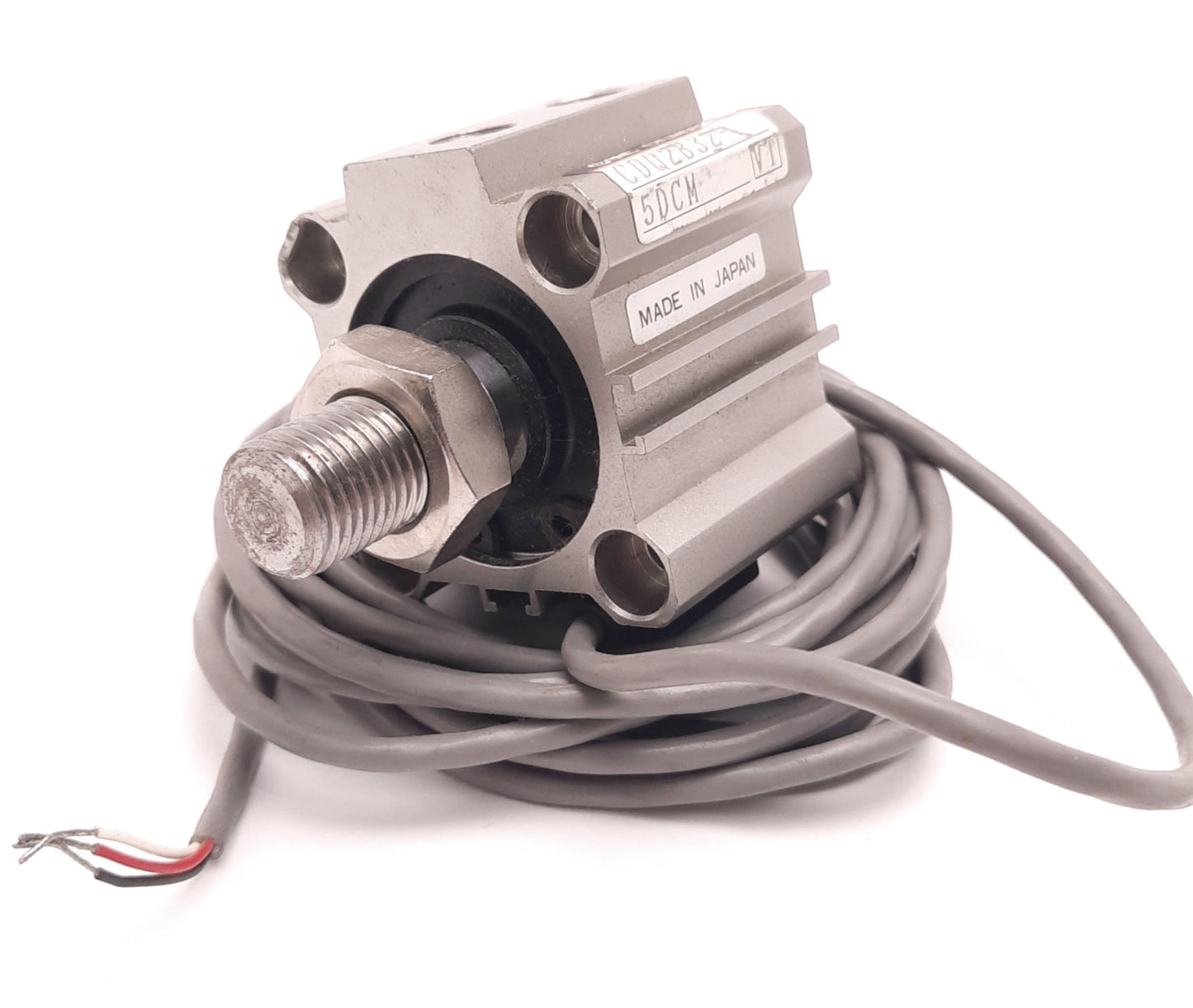 Used SMC CDQ2B32-5DCM Compact Pneumatic Cylinder with One D-F79 Auto Switch