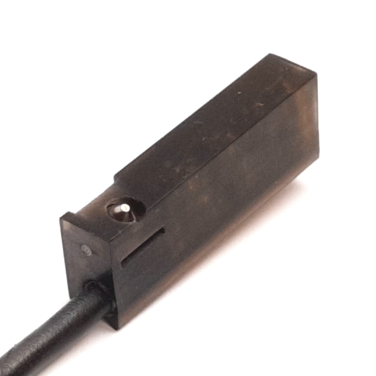 Used Hoerbiger KL3054 Cylinder Switch Sensor, Voltage: 10-30VDC, Output: 0.2A PNP