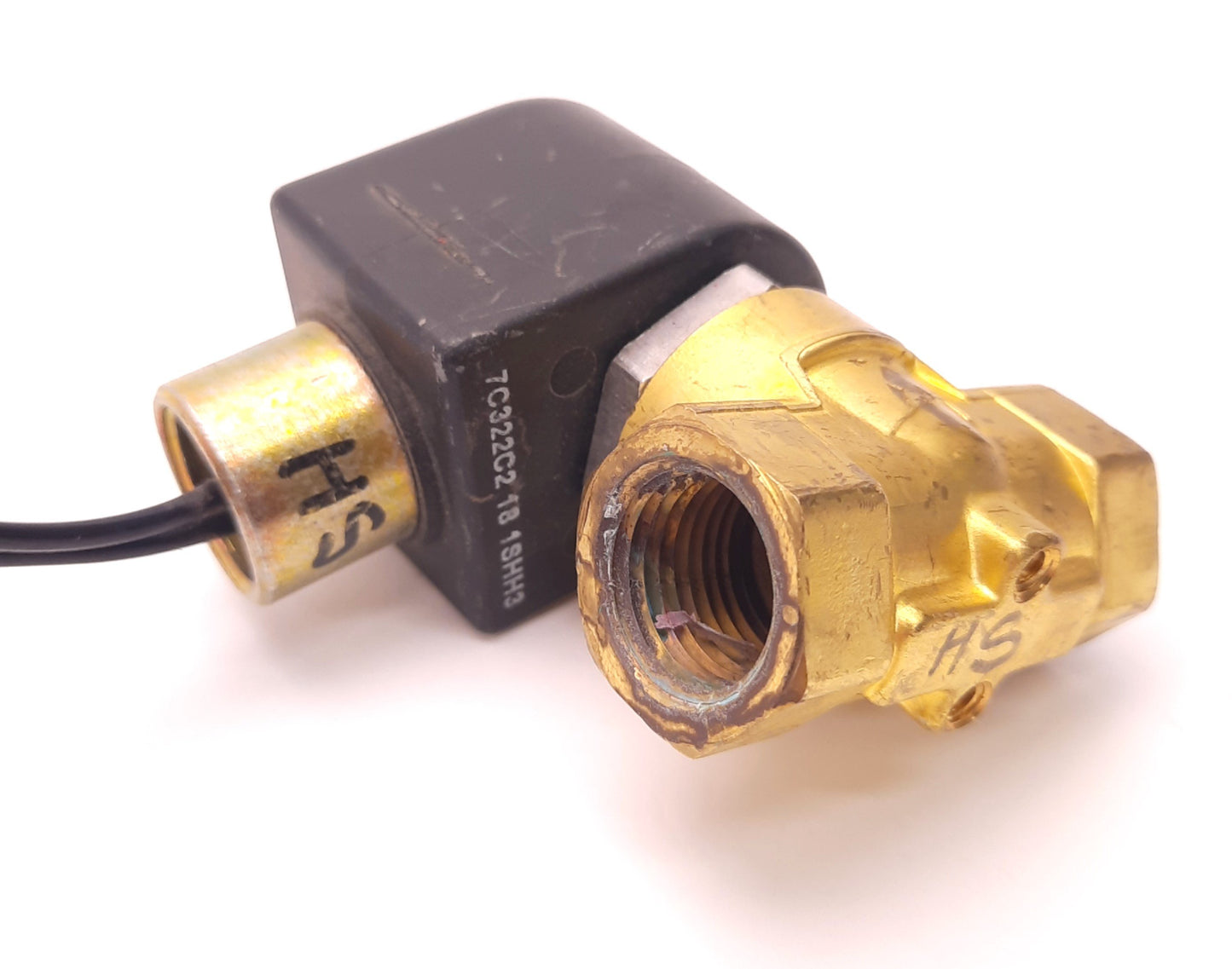 Used Honeywell 7321KBN4SES0N0C322C2 Solenoid Valve 24v DC 22 Watt Coil, 3-45 Psi