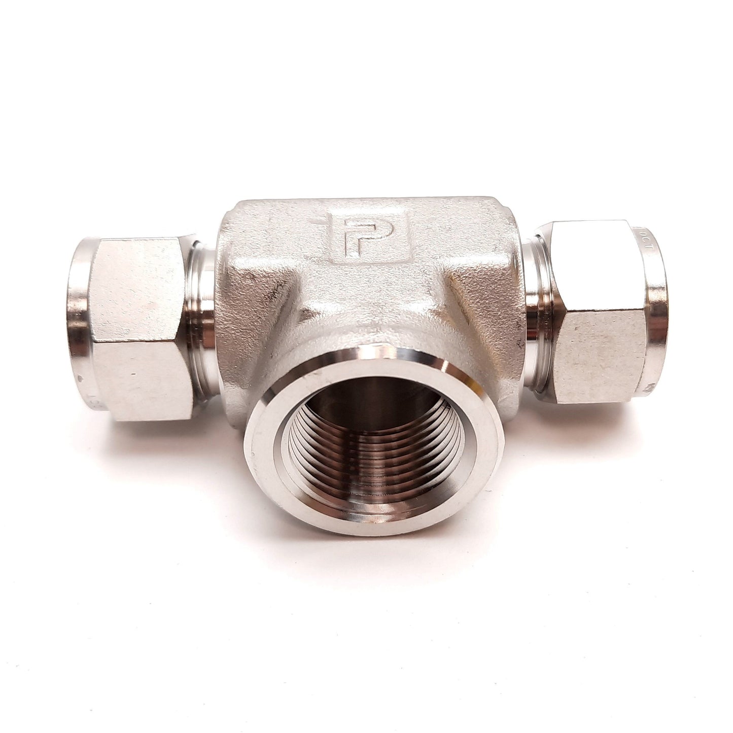New – Open box Parker Yor-Lok Inline Tee Fitting, 316 Stainless Steel, 3/4" NPT to 3/4" Tube OD