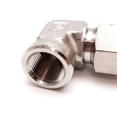 New – Open box Parker Yor-Lok Elbow Fitting, 90°, 316 Stainless Steel, 3/8" NPT to 1/2" Tube OD