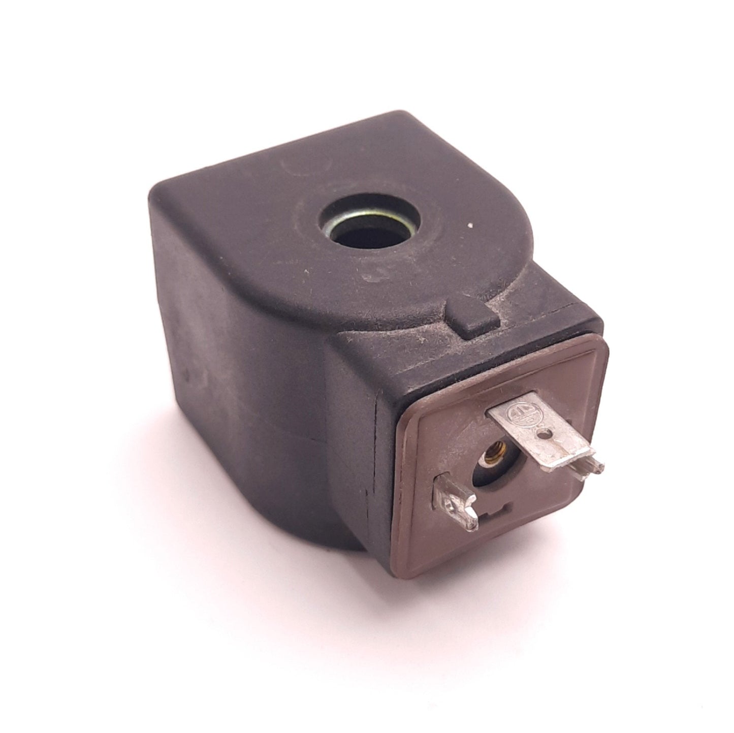 Used Parker 7321KBN2RN00N0D1D1C2 Skinner Solenoid Coil, Voltage: 24VDC, No Plug