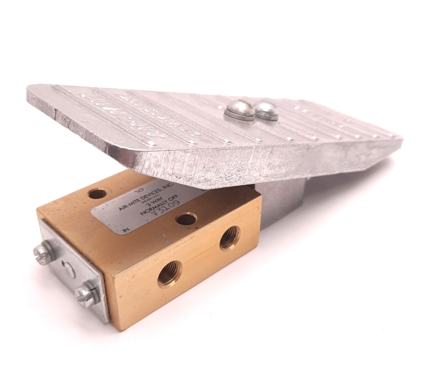 Used Air-Mite V3109 Foot Treadle Valve 3-Way Normally Closed 1/8" NPT Manual Return