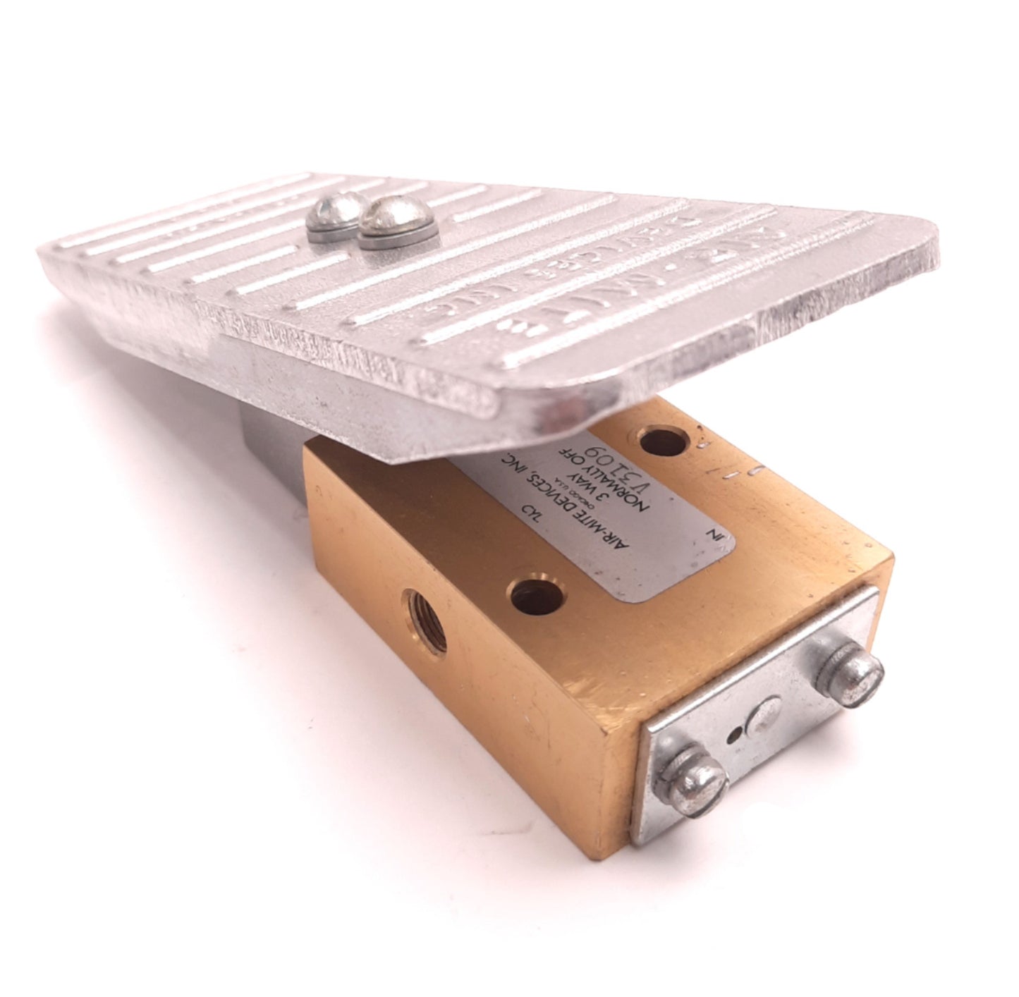 Used Air-Mite V3109 Foot Treadle Valve 3-Way Normally Closed 1/8" NPT Manual Return