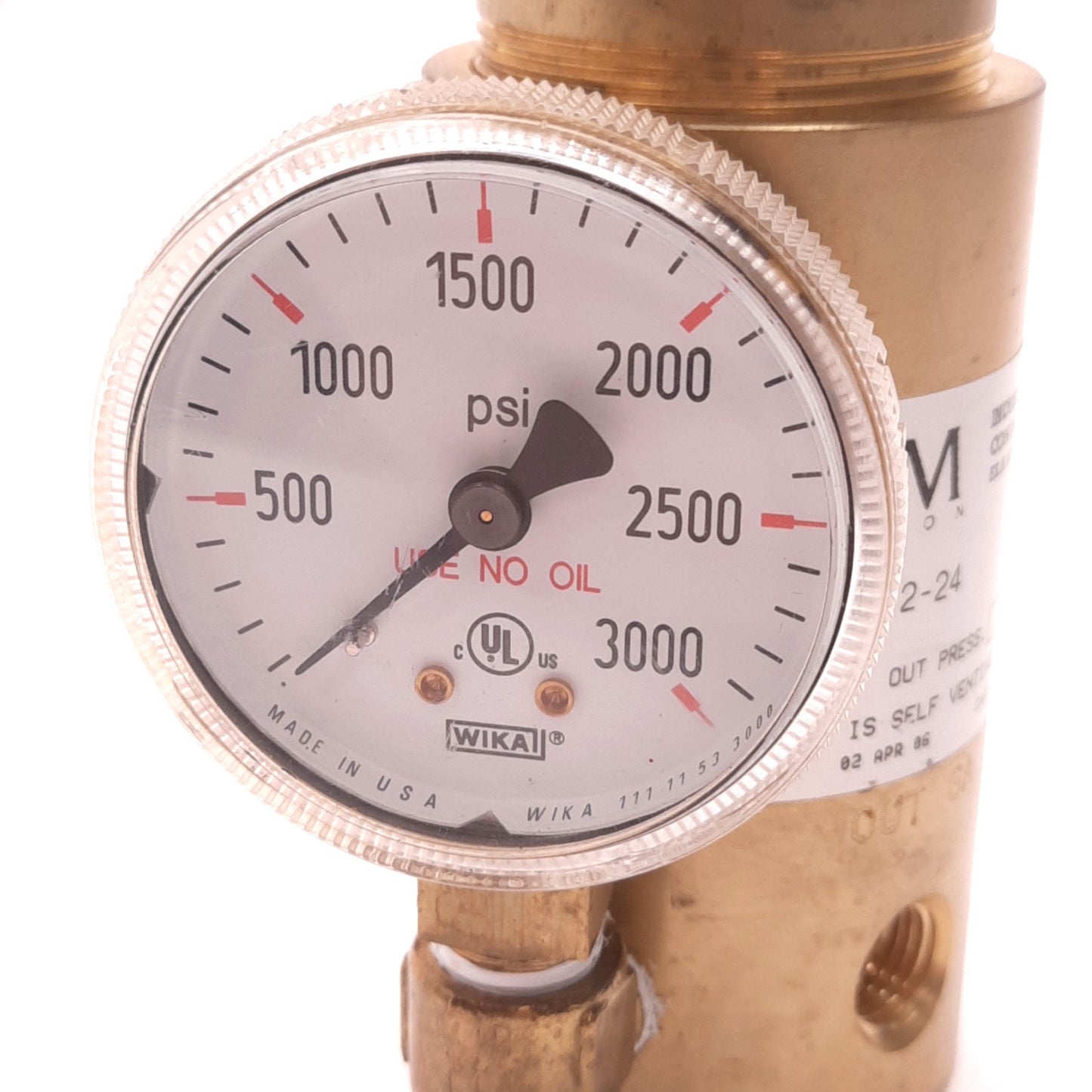 Used Tescom 44-1112-24 Reducing Regulator 6000 Psi In, 800 Psi Out, w/ 3000 Psi Gauge