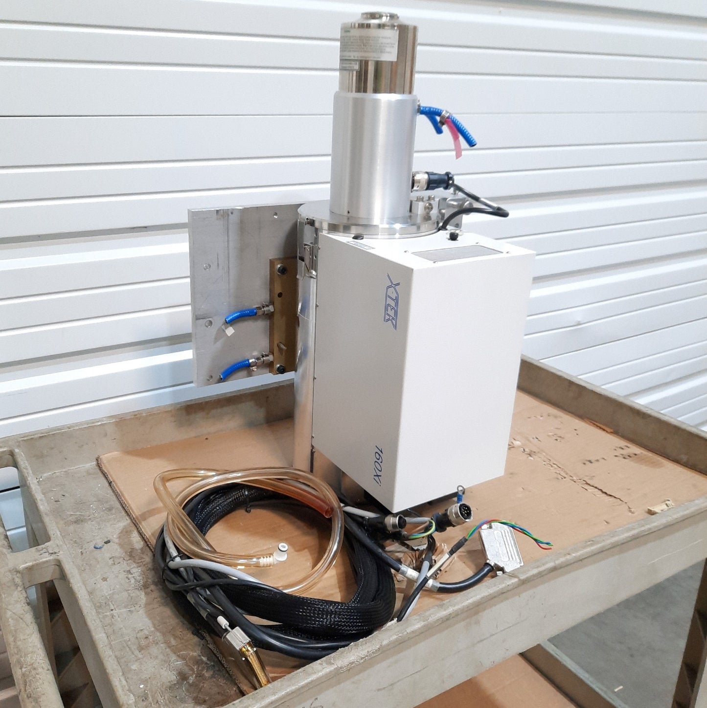 Used X-TEK 160Xi X-Ray Source/Gun, 160kV 20W, Resolution <1µm, Tungsten Filament