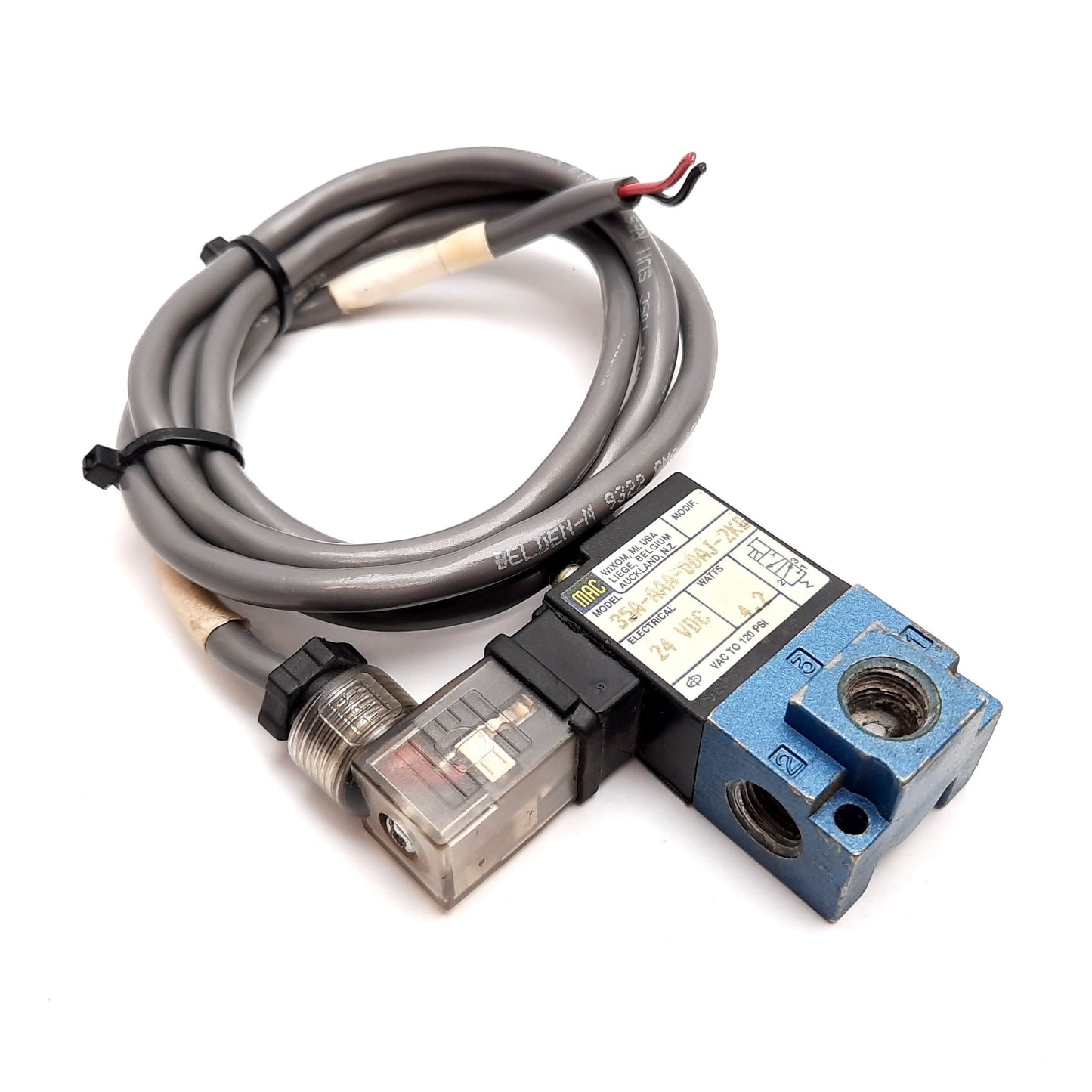 Used Mac 35A-AAA-DDAJ-2KD Solenoid Valve, 2-Position 3-Port, 24VDC, Vacuum to 120psi