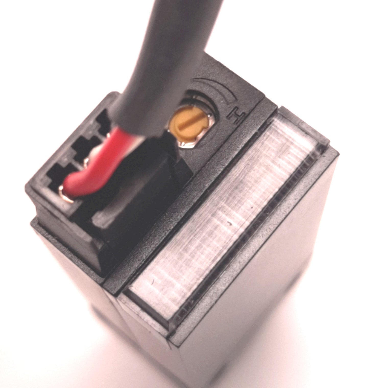 Used SMC NZSE1-T1 Vacuum Pressure Switch -14.7 Psi Max, 80mA Output, 12-24v DC Input