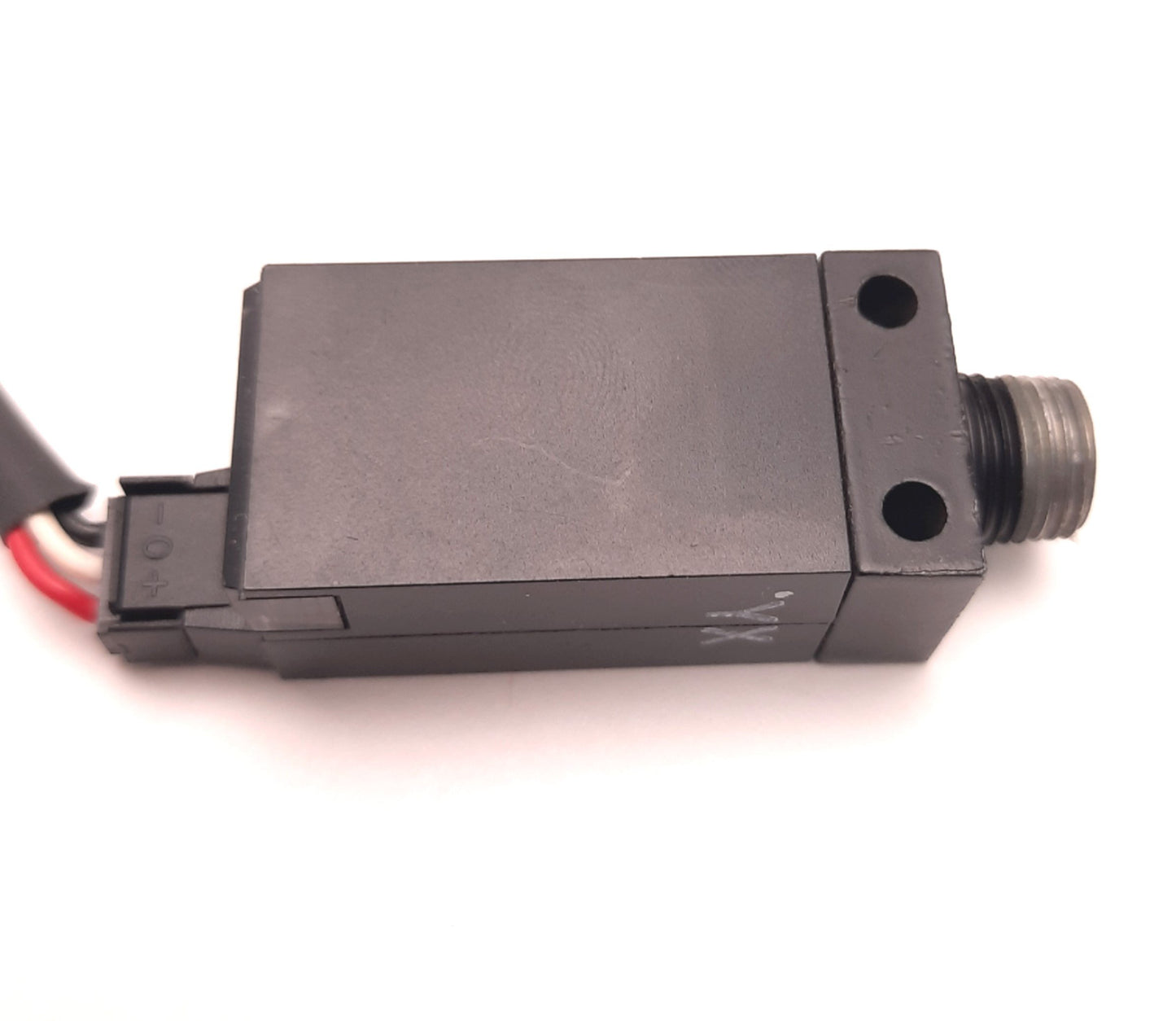 Used SMC NZSE1-T1 Vacuum Pressure Switch -14.7 Psi Max, 80mA Output, 12-24v DC Input
