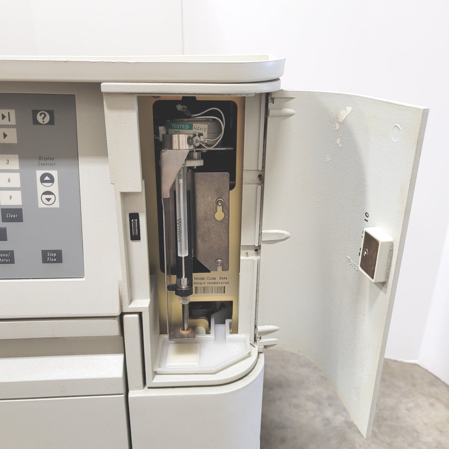 Used Waters Alliance 2695 High Performance Liquid Chromatographic Separations Module