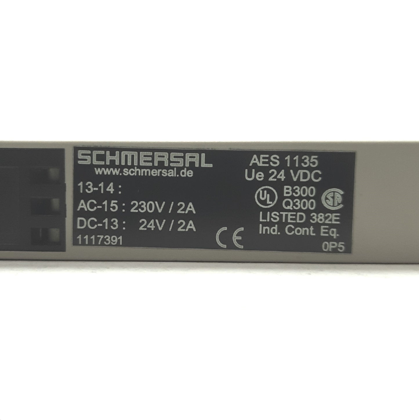 Used SCHMERSAL AES 1135 Safety Relay, 2x Safety Input NO/NC, SPST NO 230VAC 2A, 24VDC