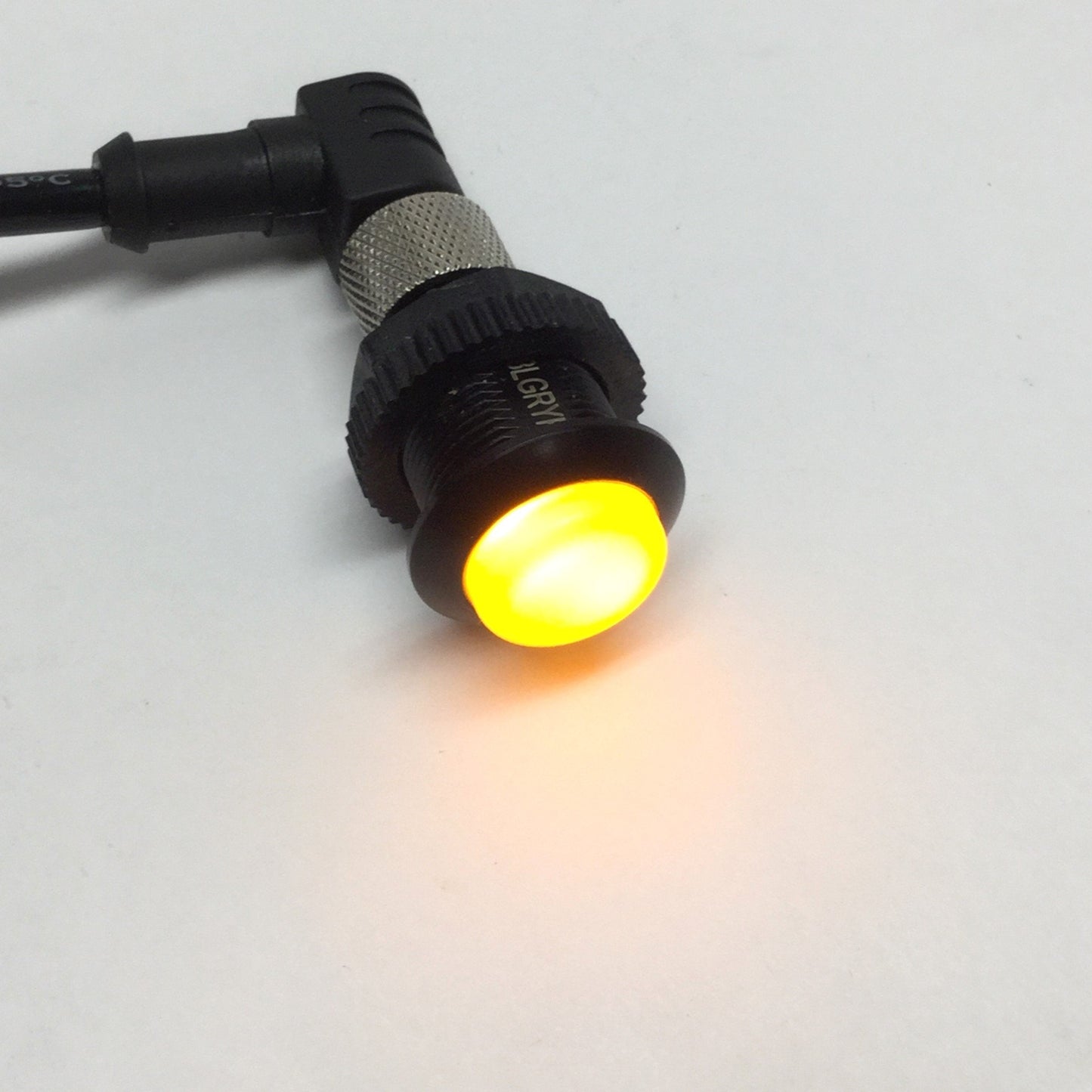 Used Banner S18LGRYPQ EZ-Light LED Indicator, 3-Color, Green-Red-Yellow, 10-30VDC