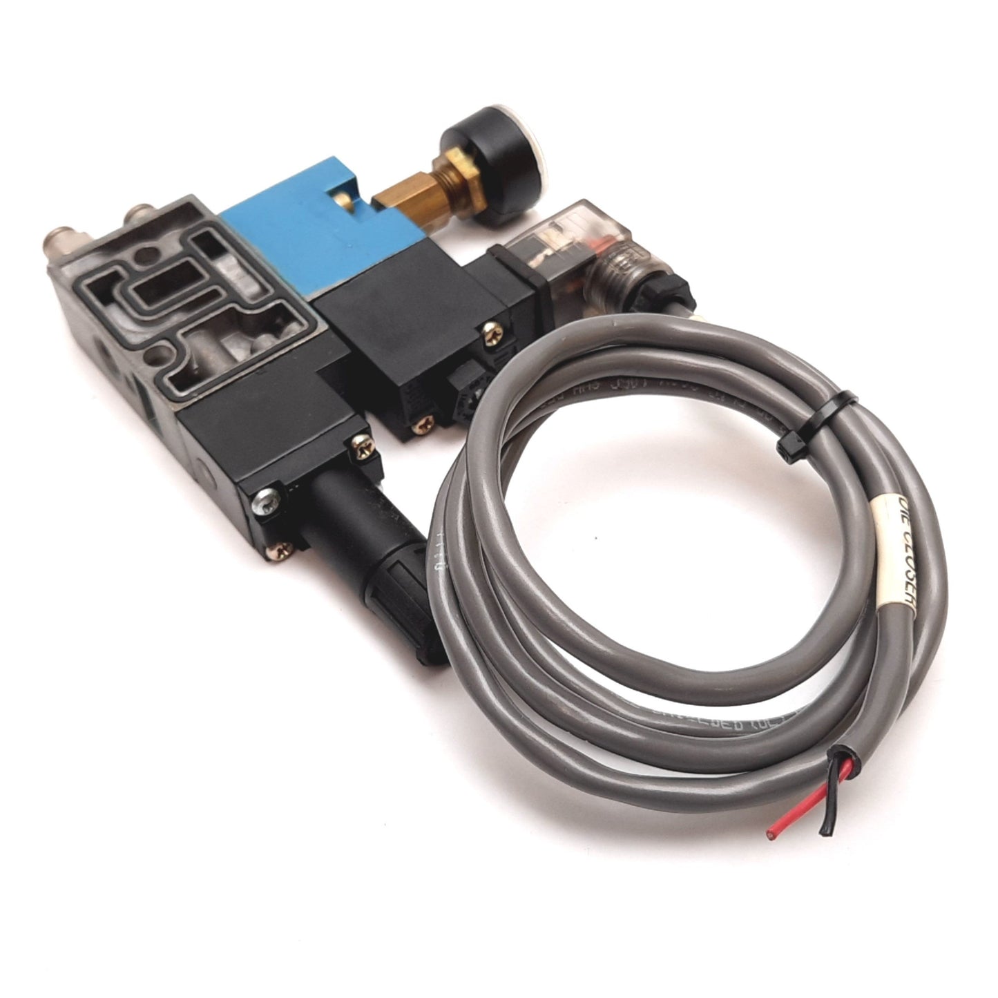 Used MAC 45A-MAJ-DDAJ-2KD Solenoid Valve, 2-Position 4-Port, 24VDC, With Regulator