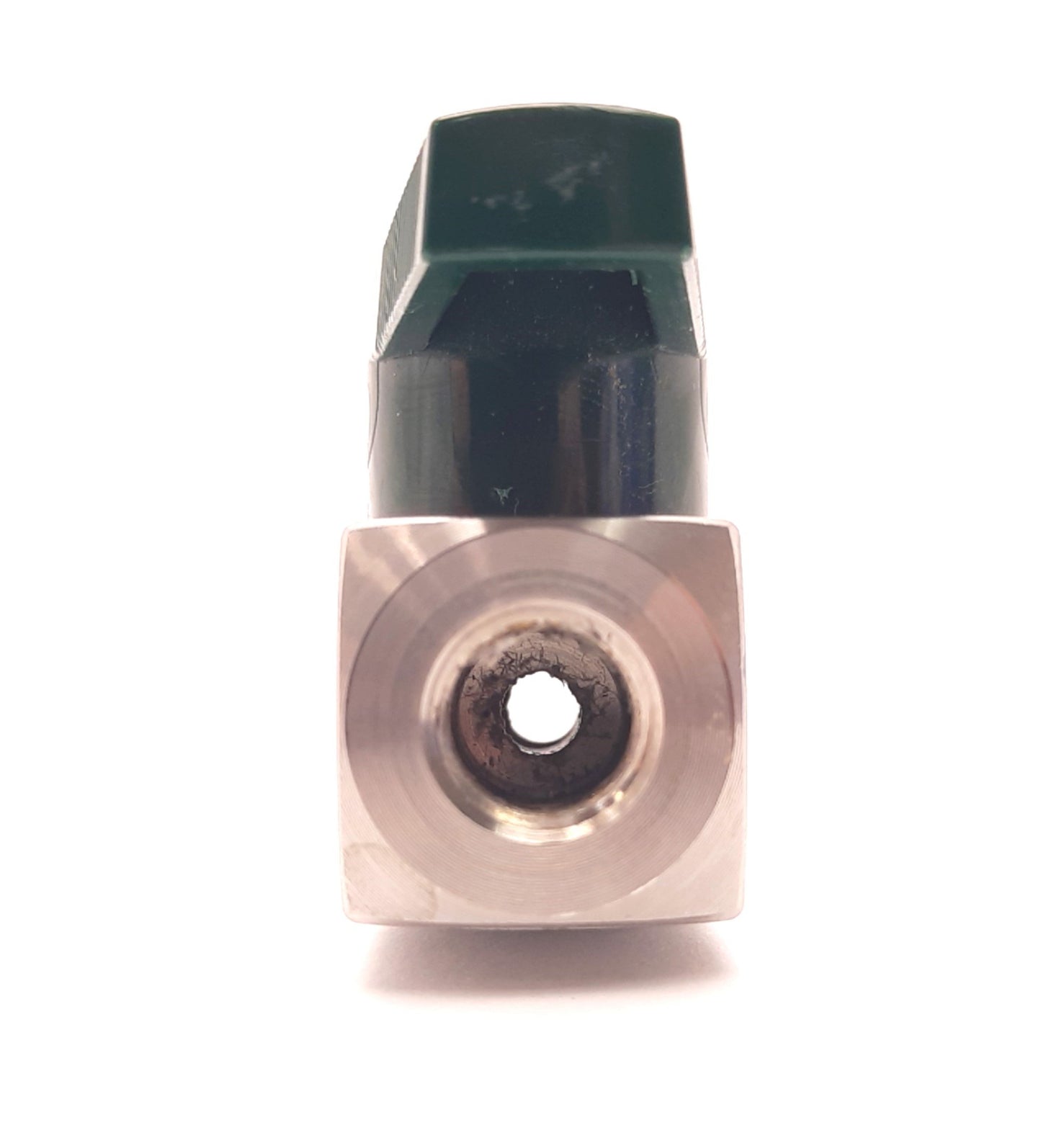 Used Swagelok SS-2P4T4 Instrument Plug Valve 1/8" NPT Stainless, 3000 Psig Max