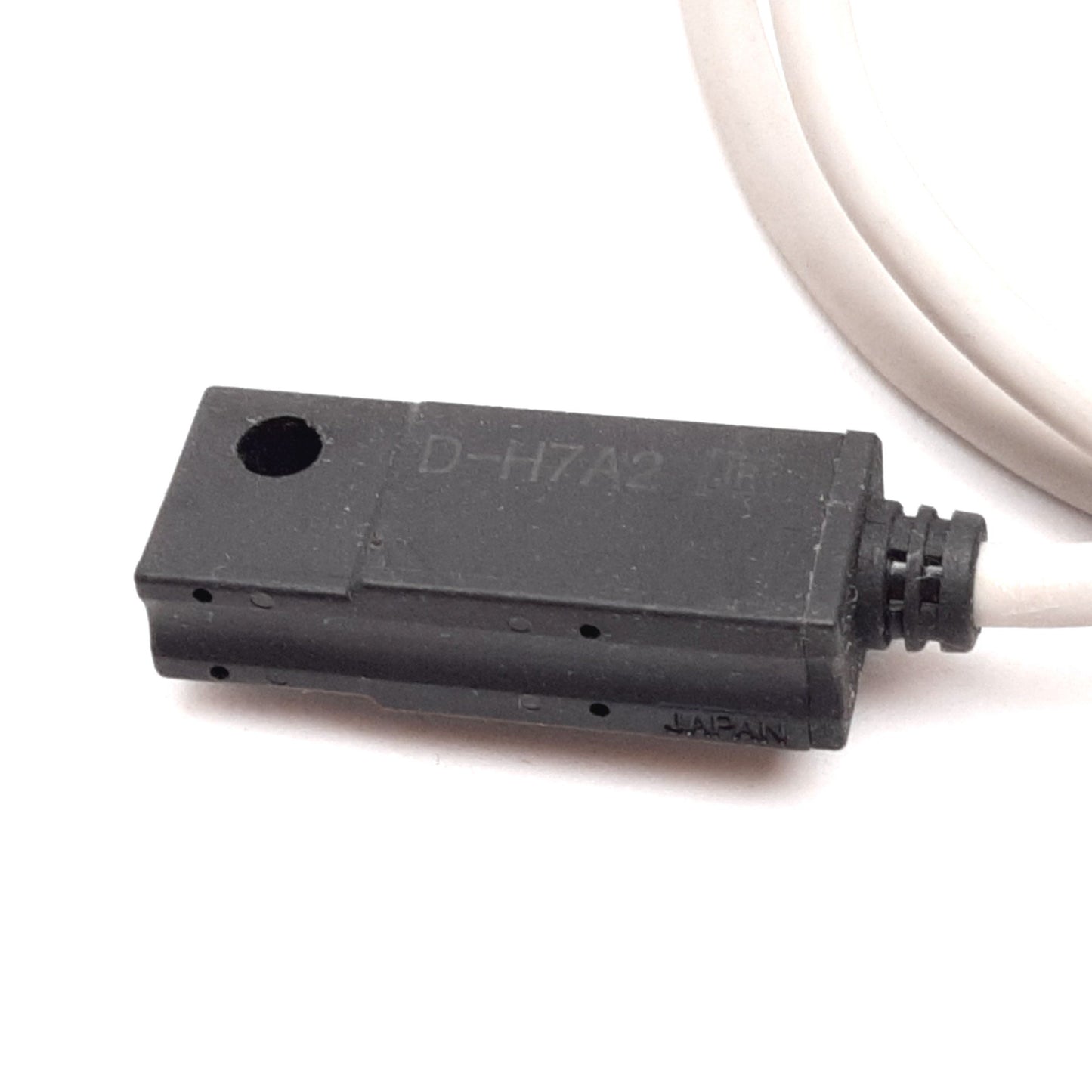 Used SMC D-H7A2 Cylinder Auto Sensor Switch, PNP Output, Voltage: 4.5-28VDC, 3-Pin