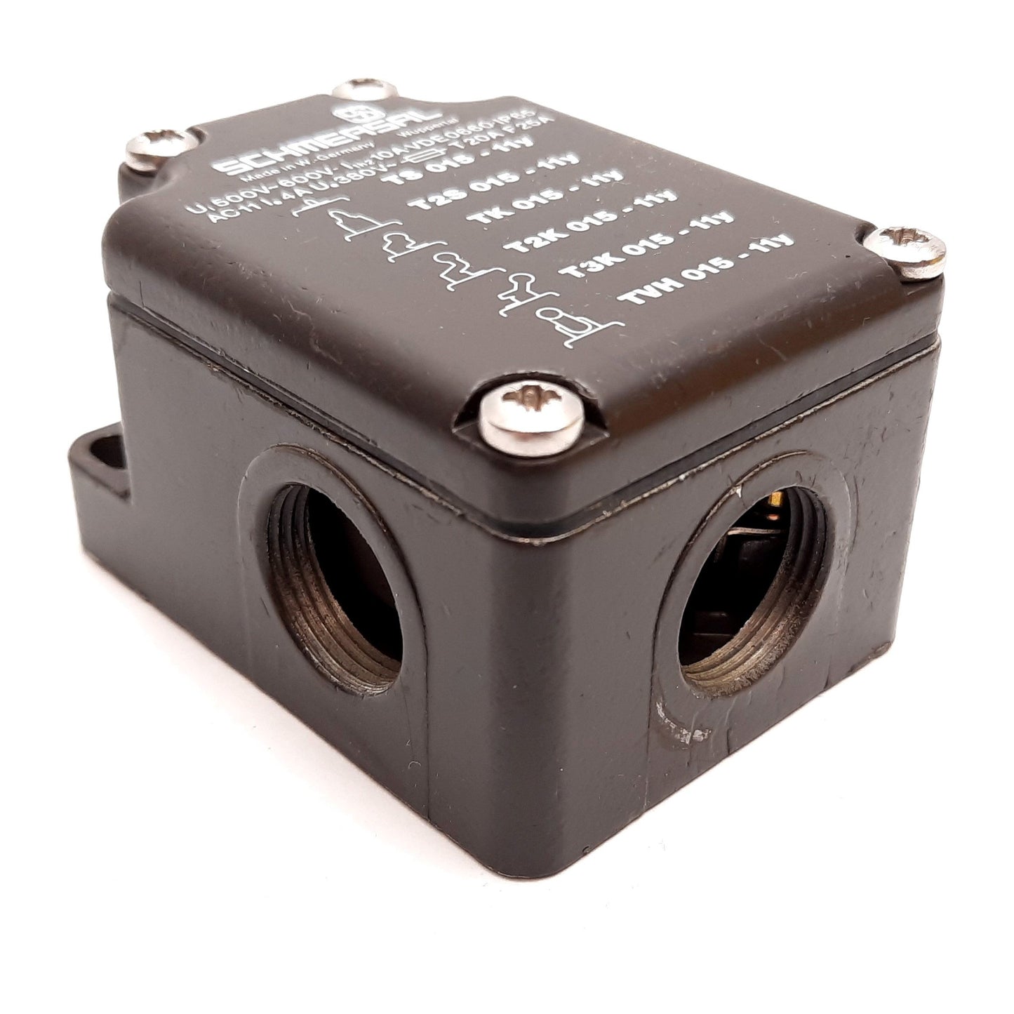 Used Schmersal TS015-11Y Heavy Duty Limit Switch, 1x N/O and 1x N/C, Rating: 500-600V