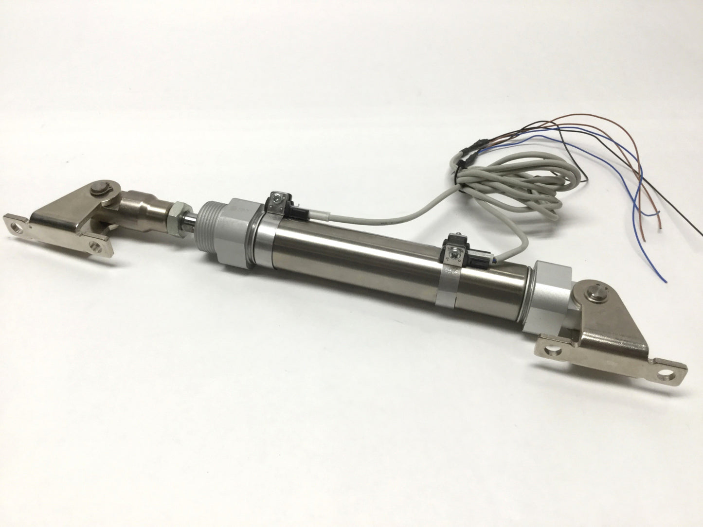 Used SMC CDM2E25-100Z-M9NL Air Cylinder 25mm Bore, 100mm Stroke w/Auto Switches