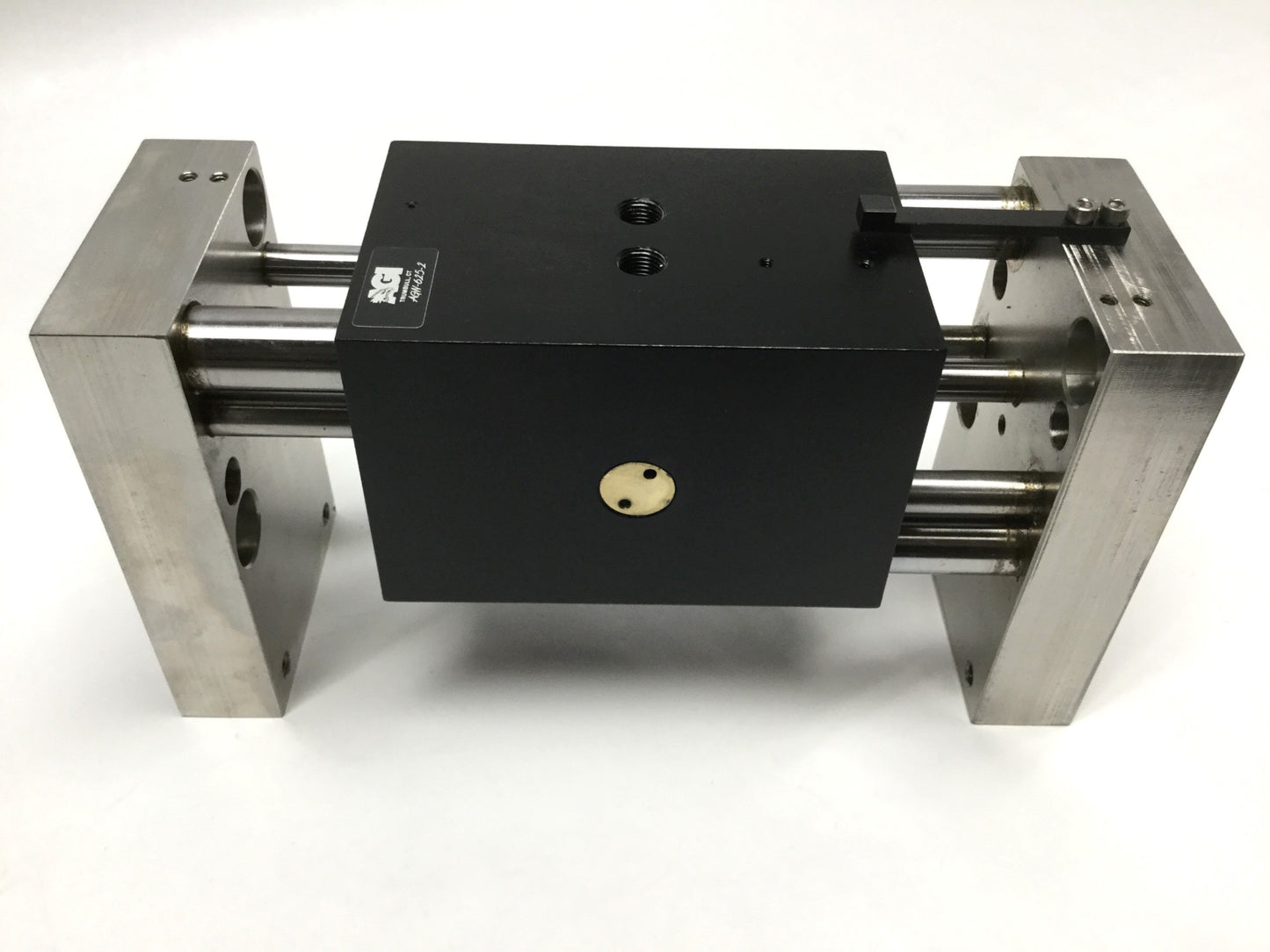 Used AGI AGW-625-2 Wide Body Parallel Jaw Pneumatic Gripper 2" Stroke, 120psi, 130lbf