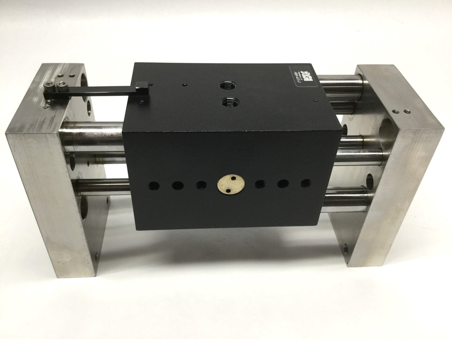 Used AGI AGW-625-2 Wide Body Parallel Jaw Pneumatic Gripper 2" Stroke, 120psi, 130lbf