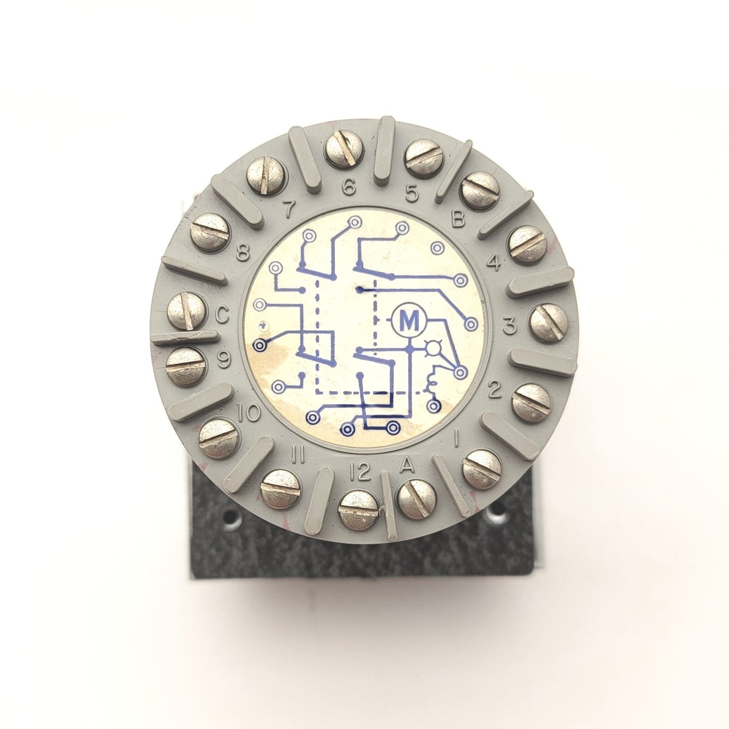 Used Eagle Signal HP52A6 Cycl-Flex Analog Single Preset Timer 0-150 Sec, 10A, 120VAC