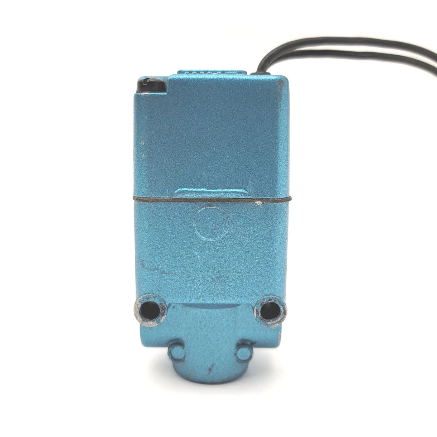 Used MAC Valves 225-111B Solenoid Pilot Valve 120VAC/24VDC Coil, Vacuum To 150psi