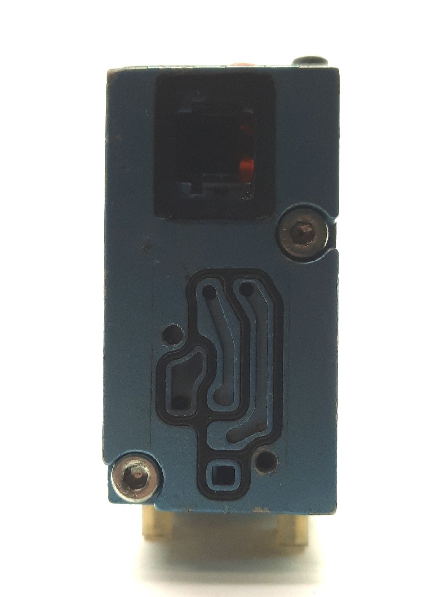 Used MAC Valves 93A-FAB-000-DM-DFBP-2DM Spool Valve 3-Way 30-120PSI Indicator Light