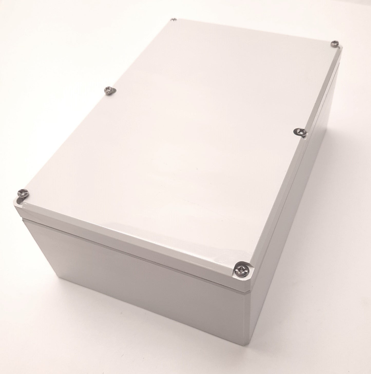 New – Open box Hoffman Q24169PCD Pushbutton Polycarbonate Enclosure 9.5" x 6.375" x 3.625"