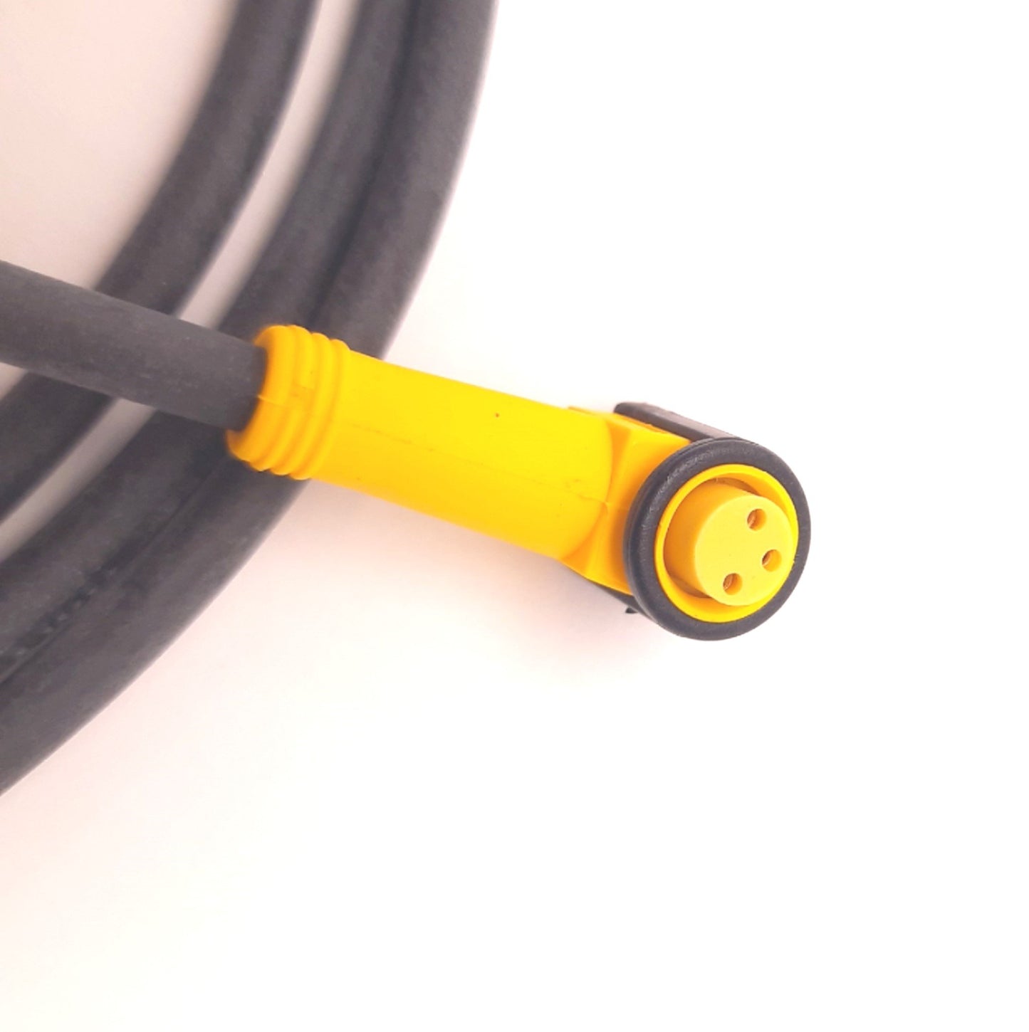 New – Open box Turck PKW 3Z-2/S90 U0078 PicoFast Cordset M8 90° Female 3-Pin, 2 Meter Length