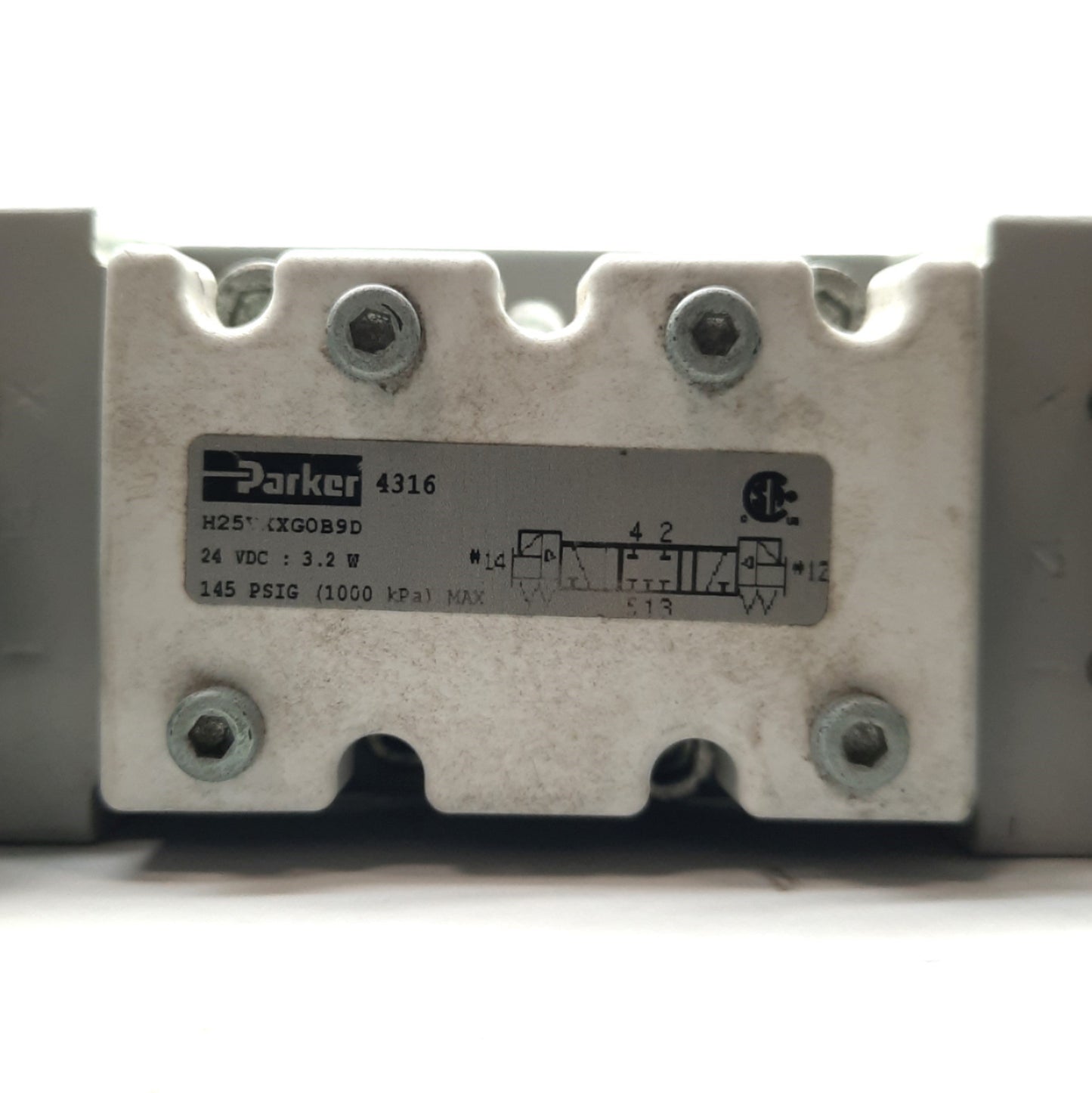 Used Parker H25VXXG0B9D Double Solenoid Valve, 4-Way 3-Position, 2.8Cv, 24VDC