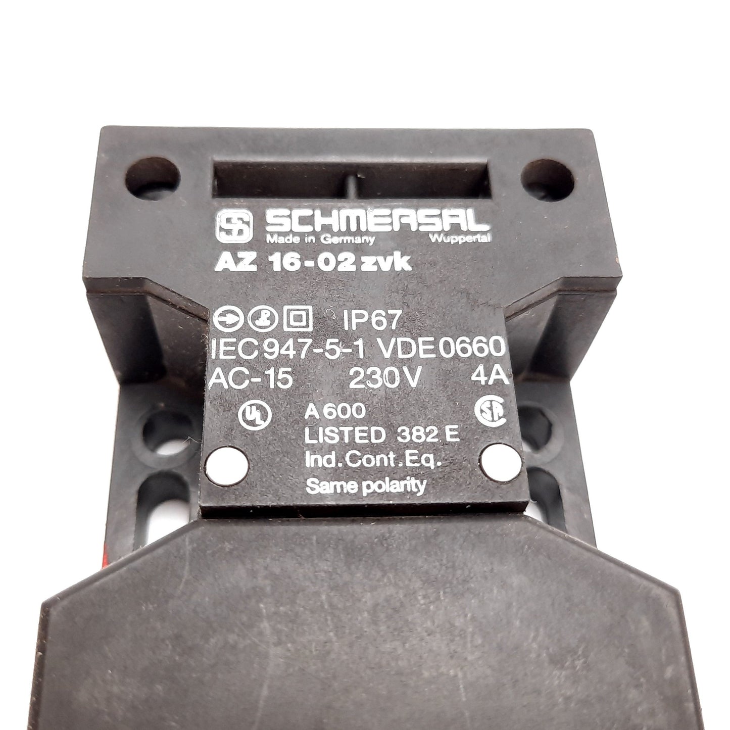 Used Schmersal AZ16-02zvk Safety Switch, 2x N/C Contacts, Rating: 230VAC 4A, With Key