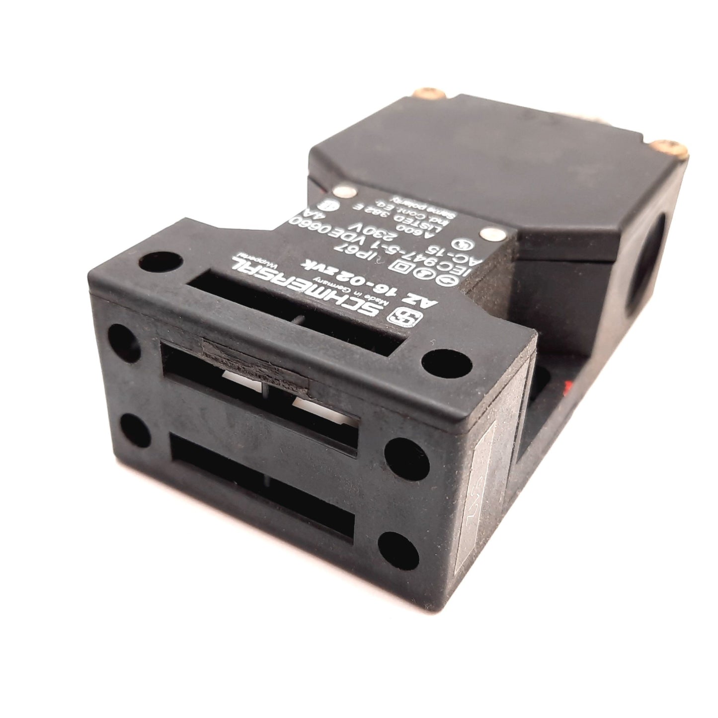 Used Schmersal AZ16-02zvk Safety Switch, 2x N/C Contacts, Rating: 230VAC 4A, With Key