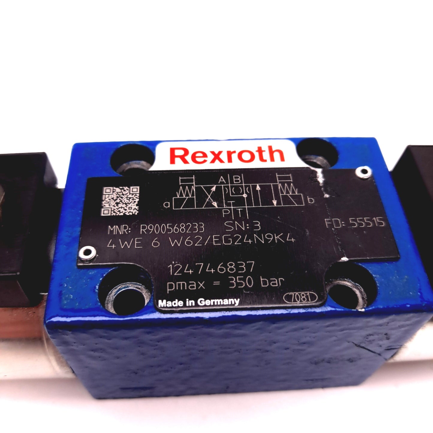 Used Rexroth R900568233 Directional Spool Hydraulic Valve 4WE 6 W6X/EG24N9K4 24VDC