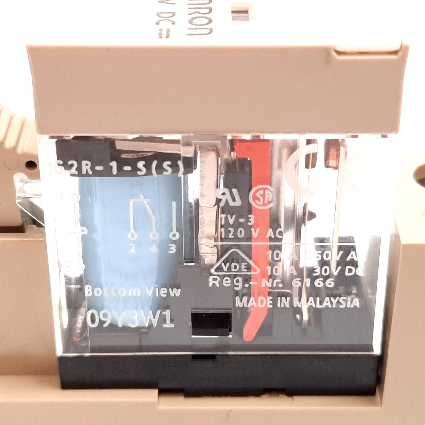 Used Lot of 2 Omron G2R-1-S Relay, SPDT, Coil: 24VDC, Contact: 10A 250VAC 30VDC