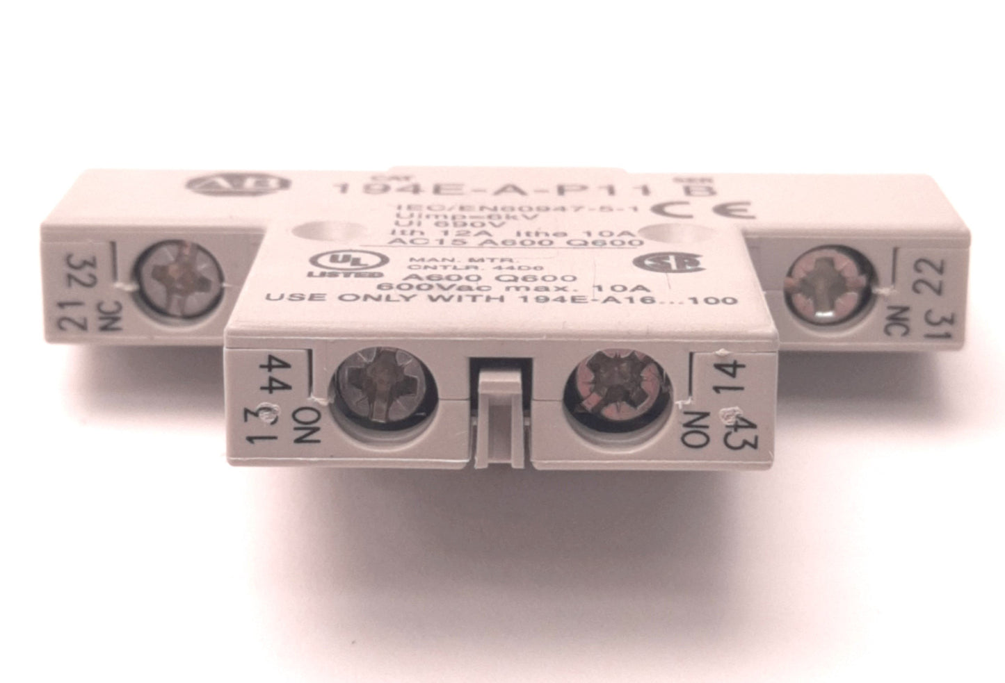 Used Allen Bradley 194E-A-P11 Disconnect Switch Aux Contact 1x NC 1x NO, 600V 10A