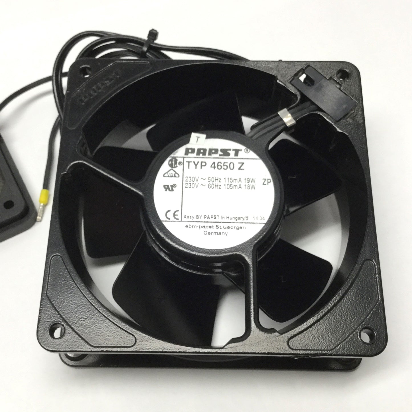 Used EBM-PAPST Type 4650 Z Metal Axial Cooling Fan 230VAC 2650RPM 94.1CFM 119x38mm