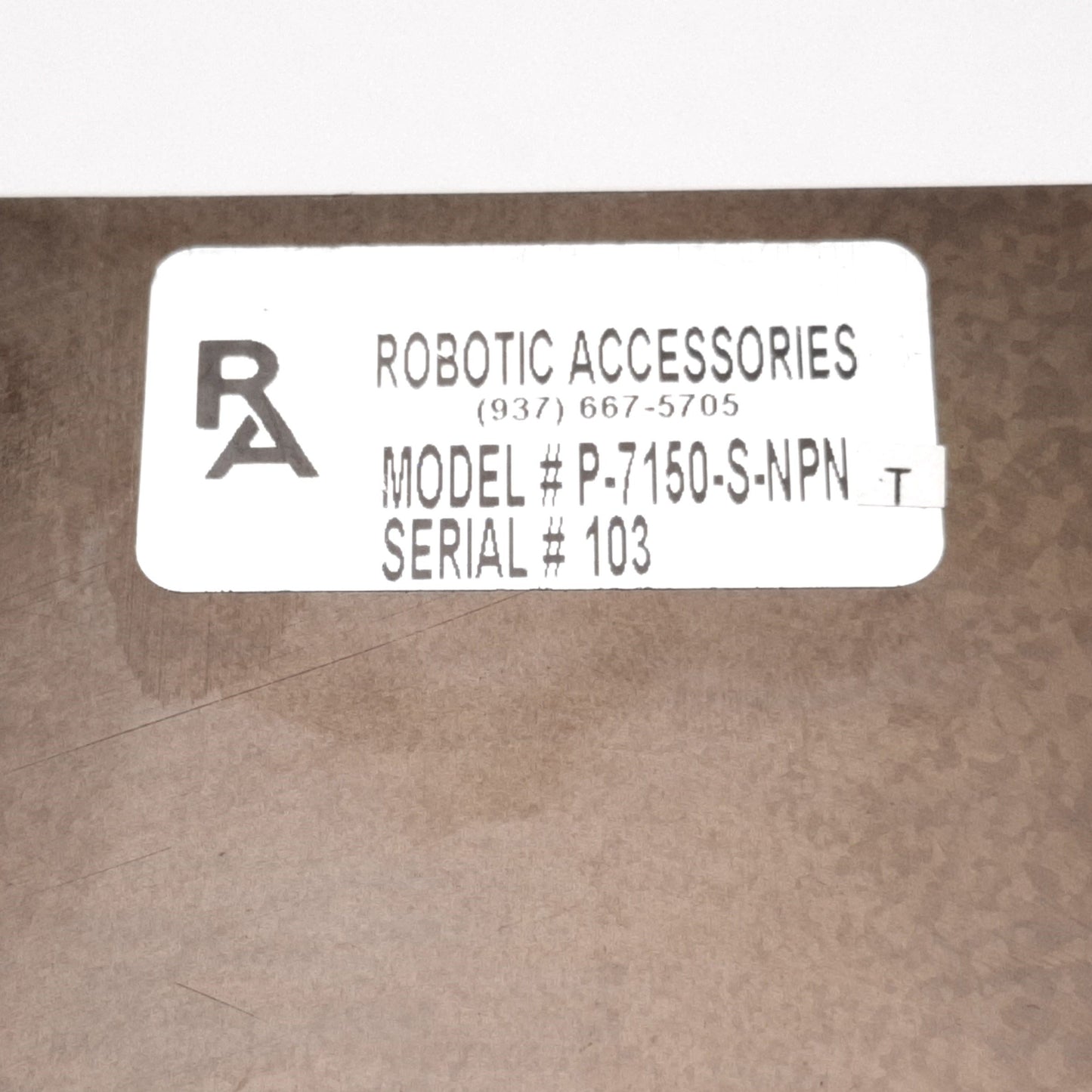 Used RA P-7150-S-NPN Box Slide Parallel Gripper, Stroke 2.5", Ports 3/8" NPT, 250psi