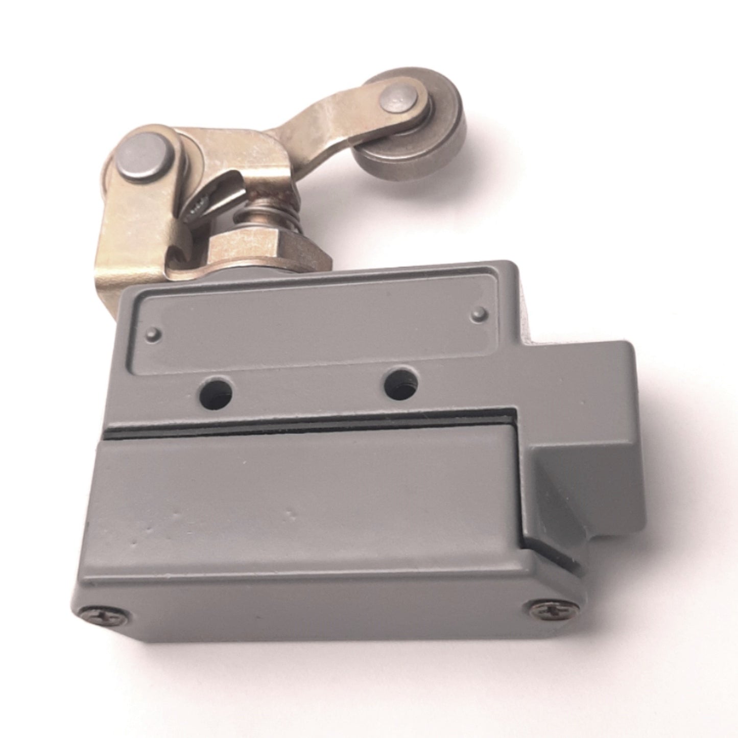 Used Mcgill 1502-0750 Roller Lever Switch 600v AC 250v DC, 2.5-6.68N , SPDT
