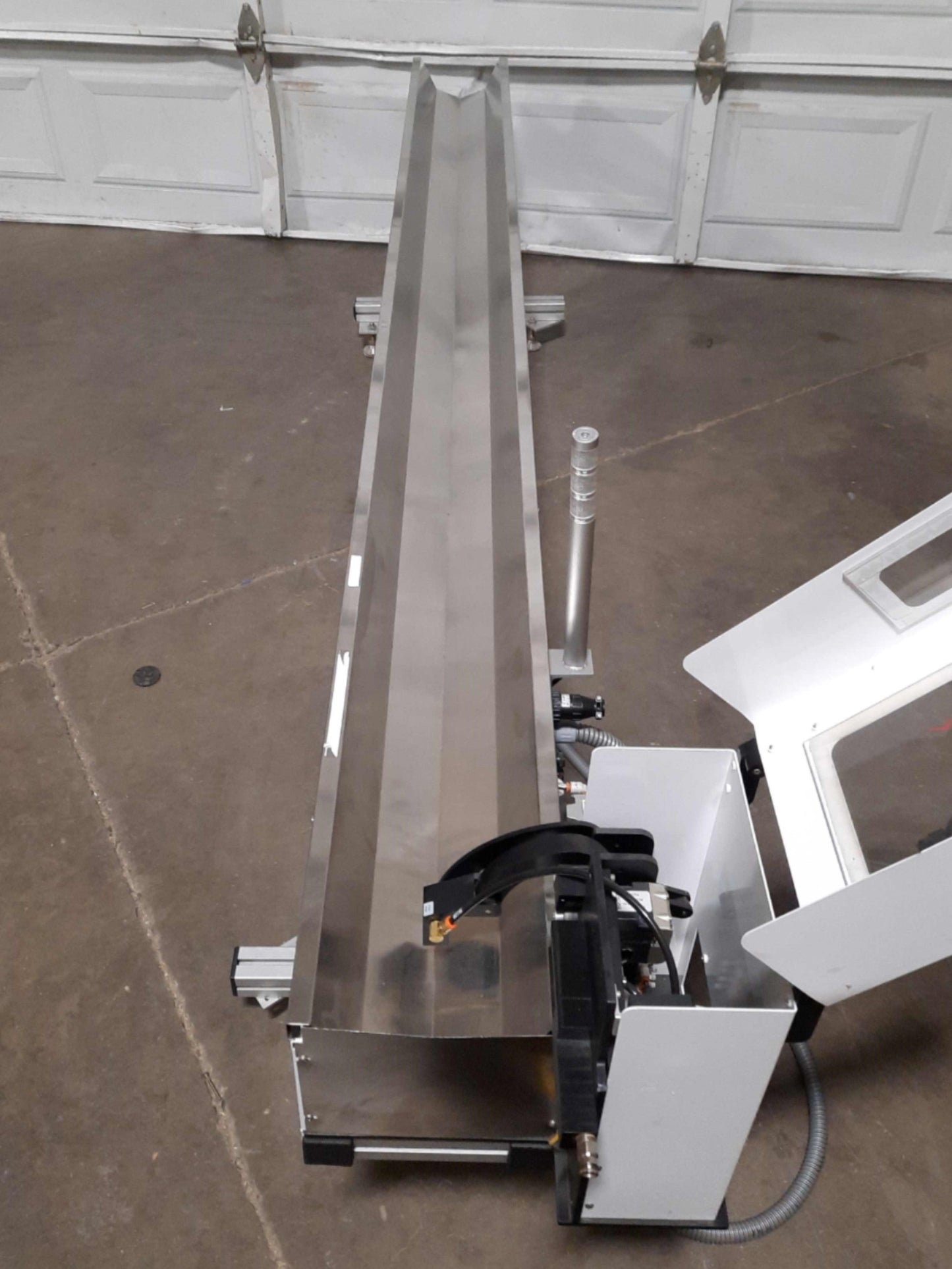 Used  SYNEO Accu-Feed 110 Center Pick Feeder 1Part/2sec 25"/sec 96" Material 120VAC