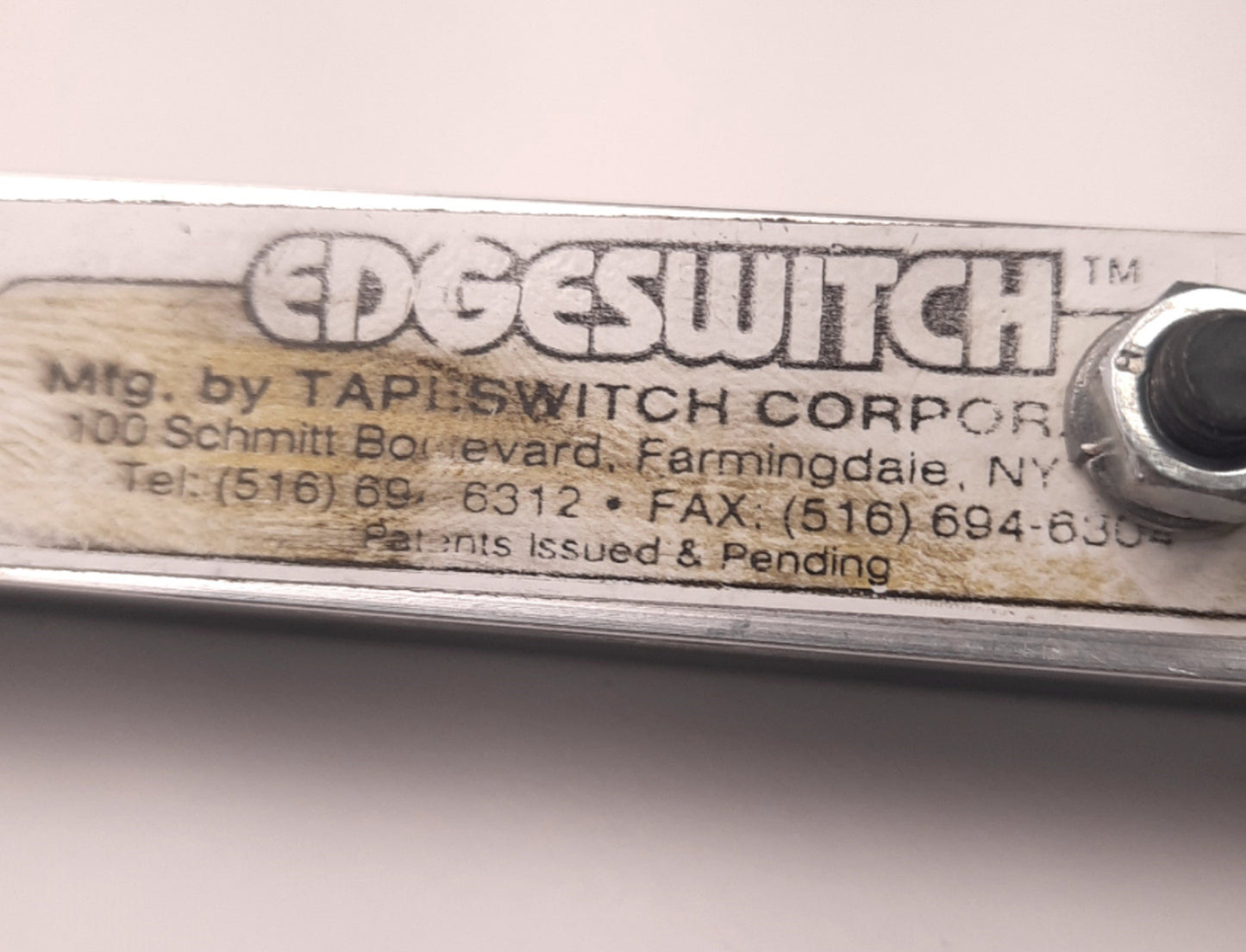 Used Tapeswitch TS-16 Sensing Edge 16.5" x 0.86" x 0.7" 28v AC/DC 1A, 39N