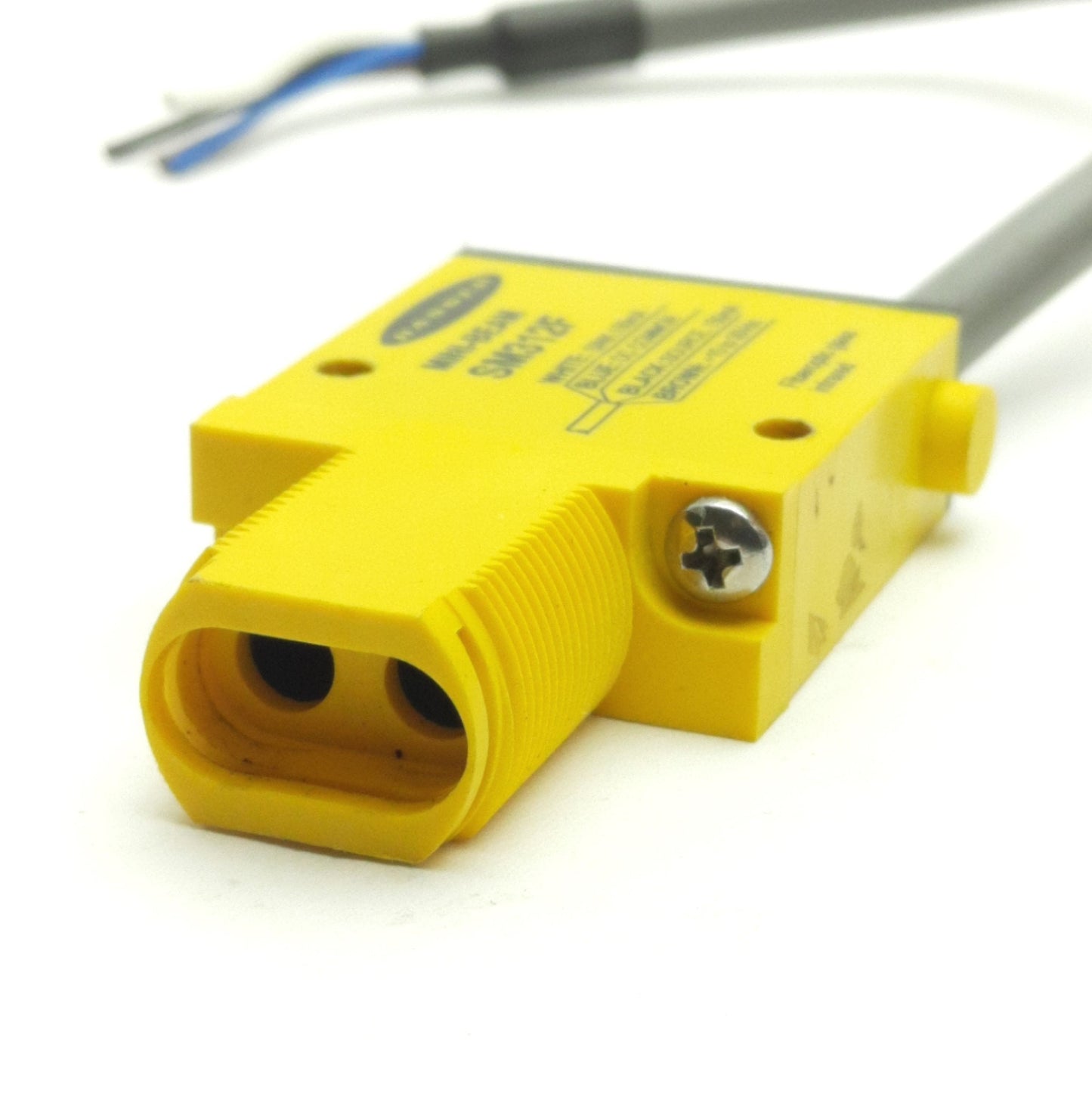 Used Banner SM312F Mini-Beam Photoelectric Sensor, 10-30VDC, 150mA, NPN/PNP
