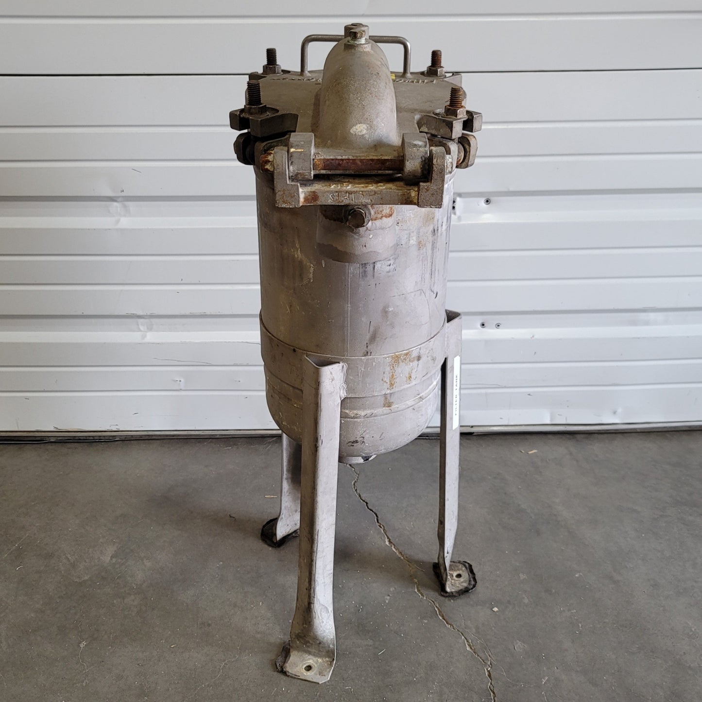 Used Filtration Systems CF-8M Over The Top 8" Basket Bag Filter Housing 2" In/Out