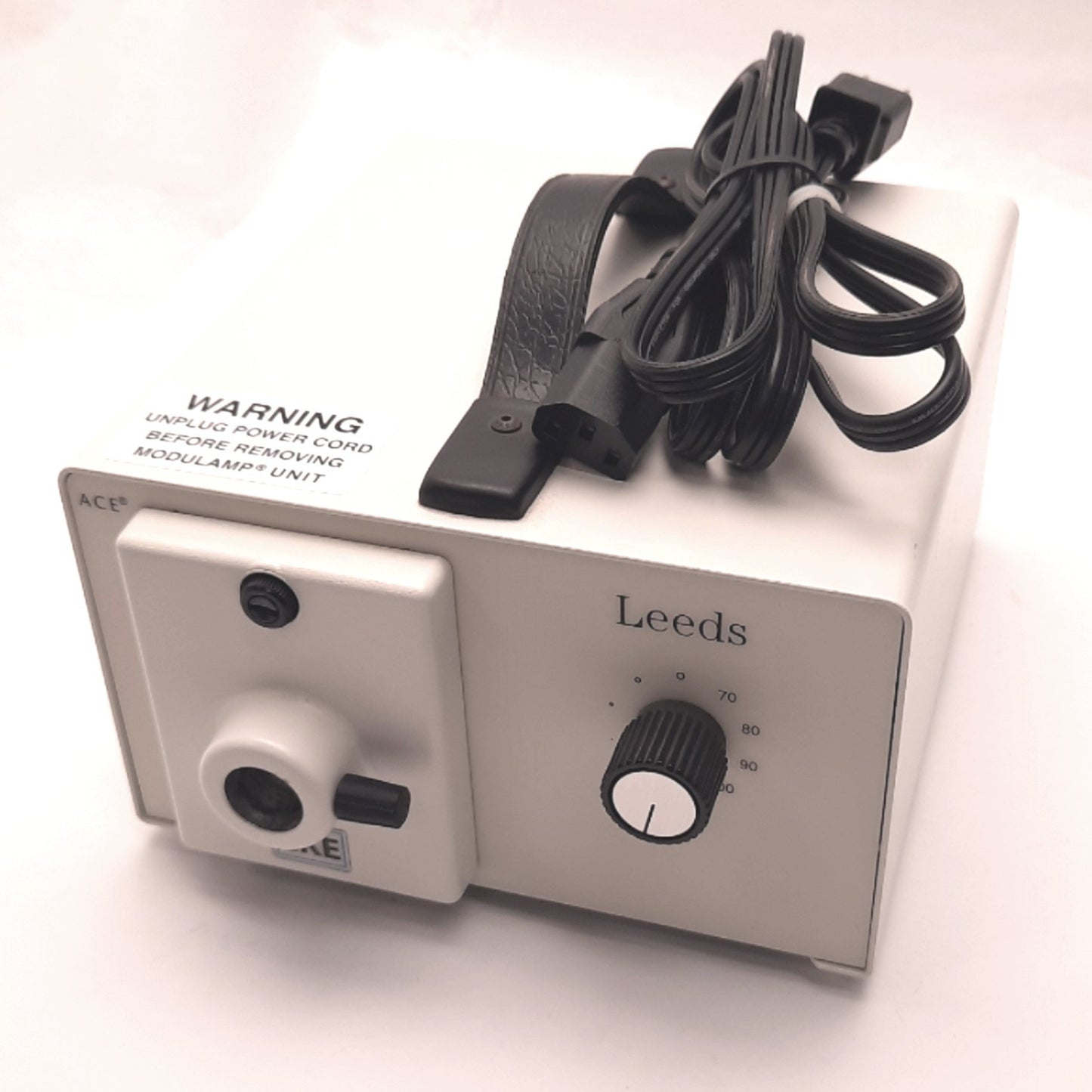 Used Leeds Schott A20500.14 Microscope Fiber Optic Light Source, 115-120VAC, 150W EKE