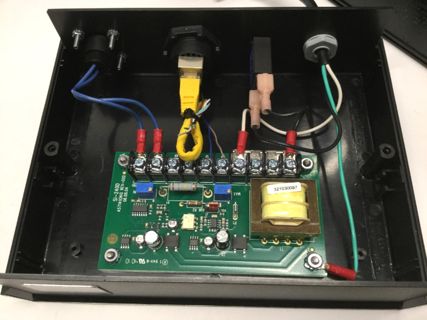 Used FlashCut CNC Compact Micro Stepping Controller 2.5A, 3-Axis, w/Mini-IO Expansion