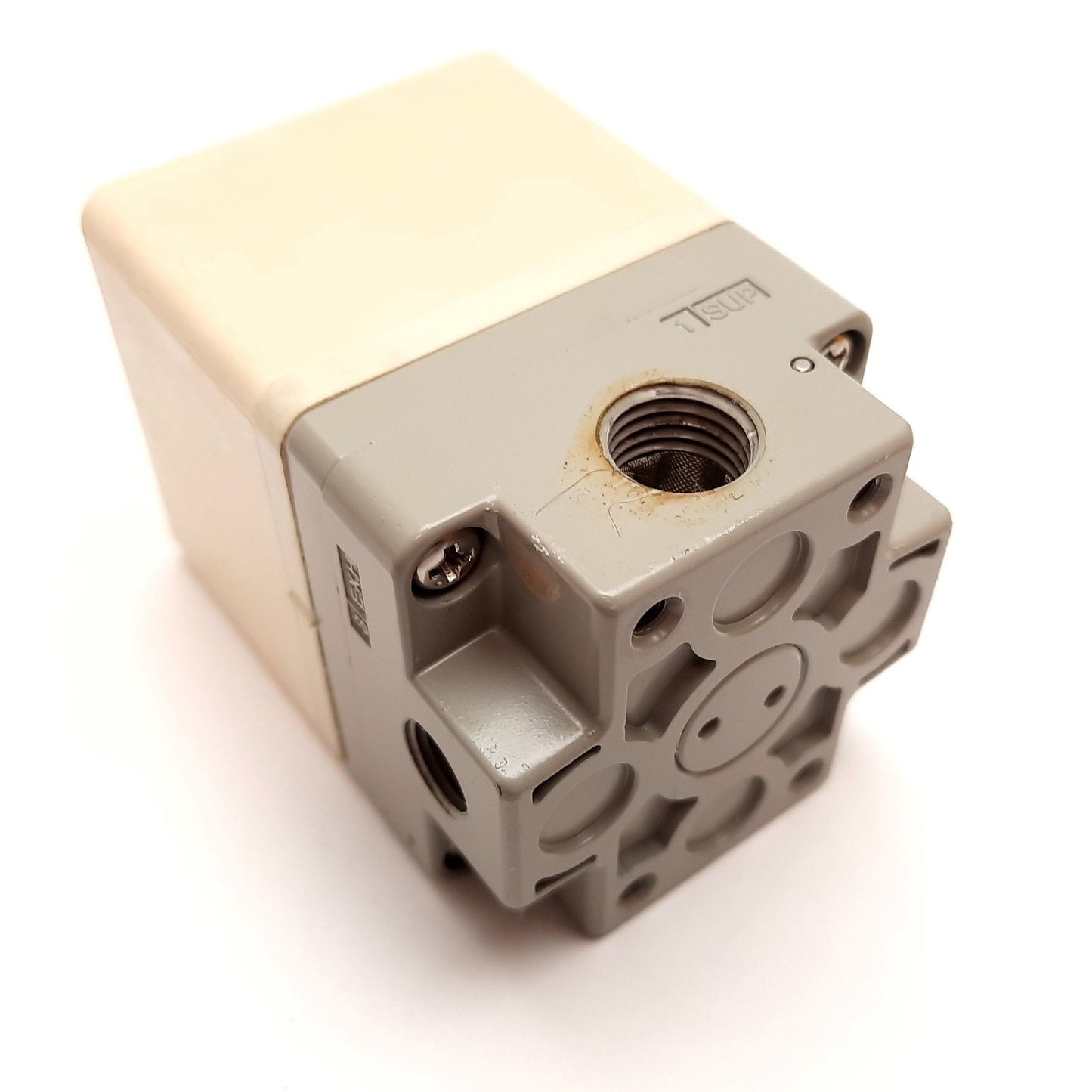 Used SMC ITV1050-31N2N4 Electro-Pneumatic Regulator, In: 0-10VDC, Out: 0.7-130psi