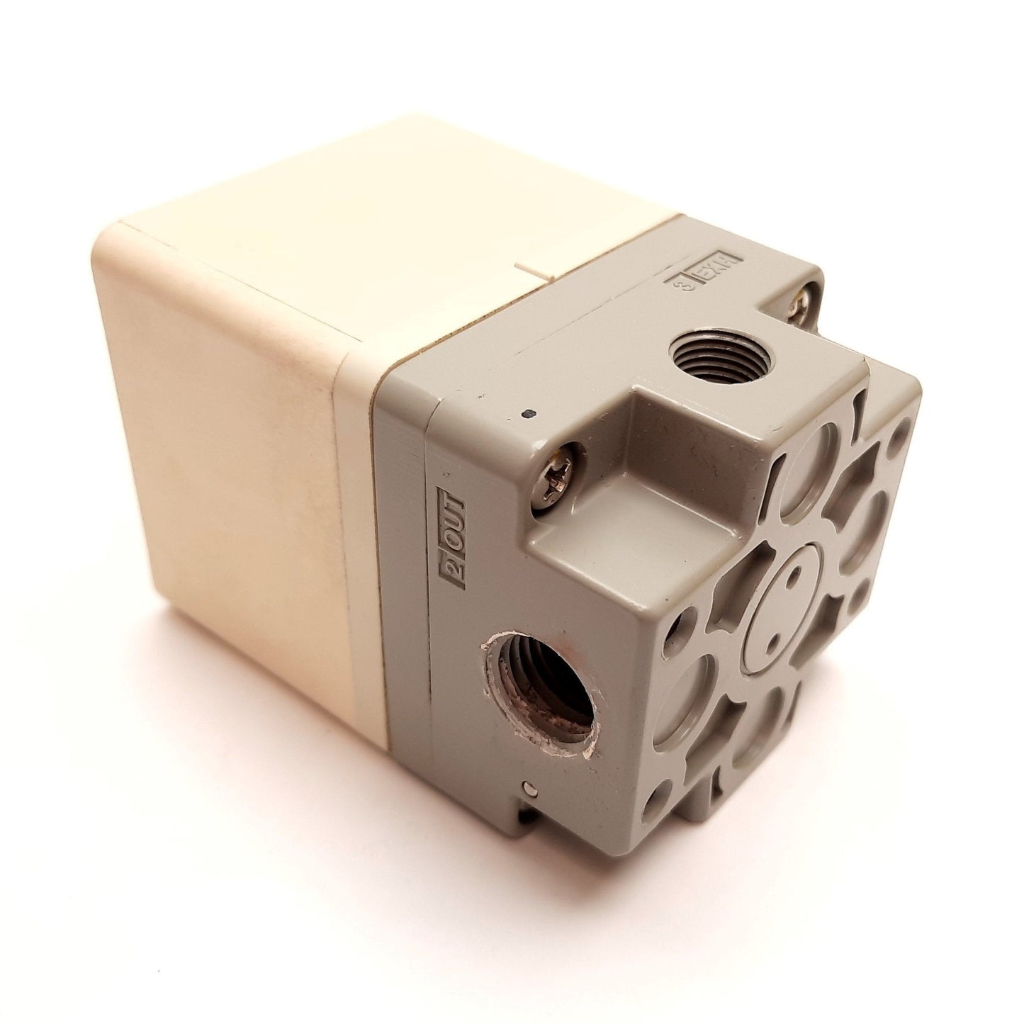 Used SMC ITV1050-31N2N4 Electro-Pneumatic Regulator, In: 0-10VDC, Out: 0.7-130psi