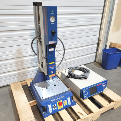 Used Branson 2000D-AED Ultrasonic Actuator W/ 2000DT Power Supply 120VAC 0.8kW 40kHz