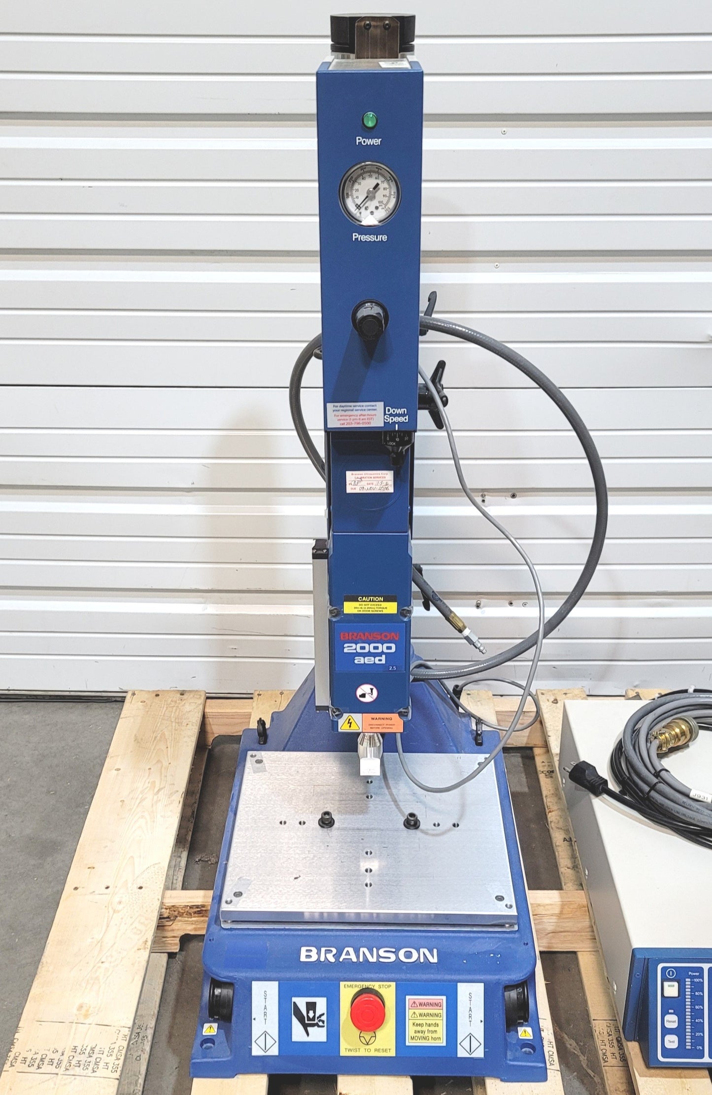 Used Branson 2000D-AED Ultrasonic Actuator W/ 2000DT Power Supply 120VAC 0.8kW 40kHz